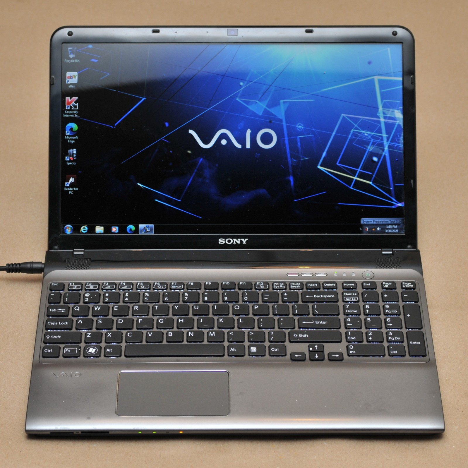 Sony VAIO SVE15112FXS i3-2370M Intel HD 3000 640GB HDD 4GB RAM Windows 7