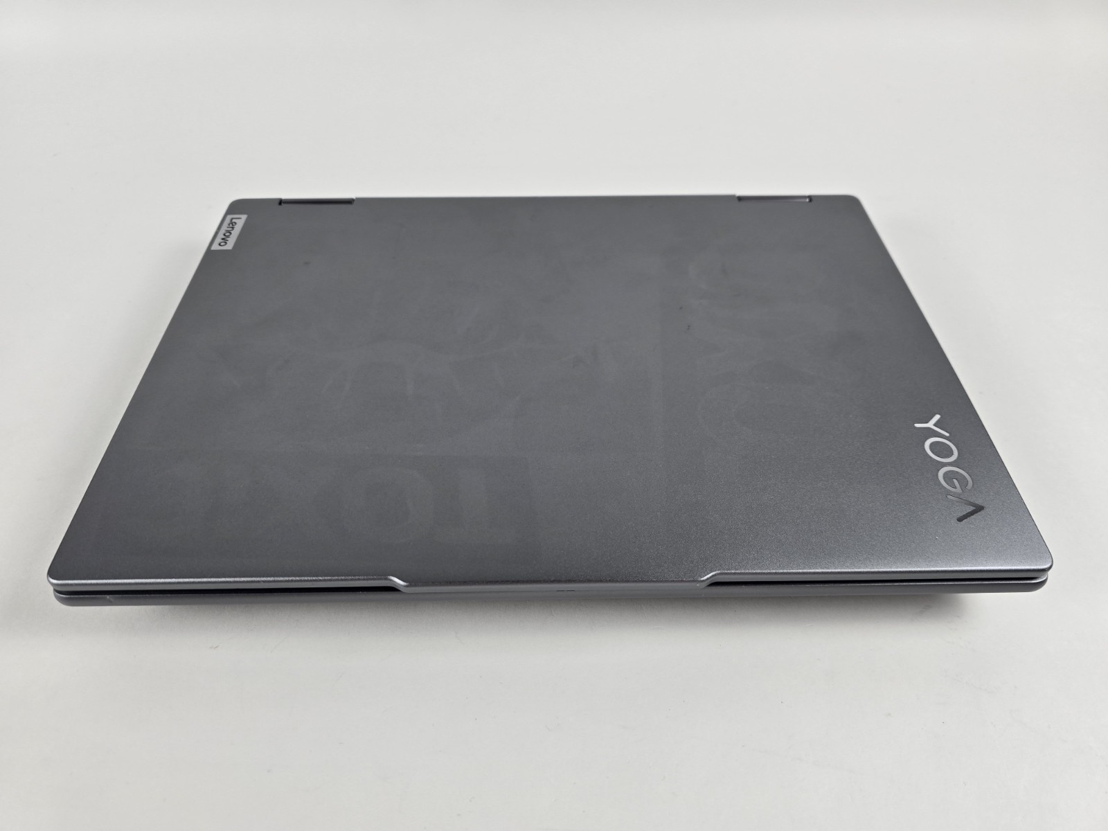 Lenovo Yoga 7 14″ WUXGA Touch 2-in-1 Ryzen 7 8840HS 16GB 1TB SSD – Used- READ