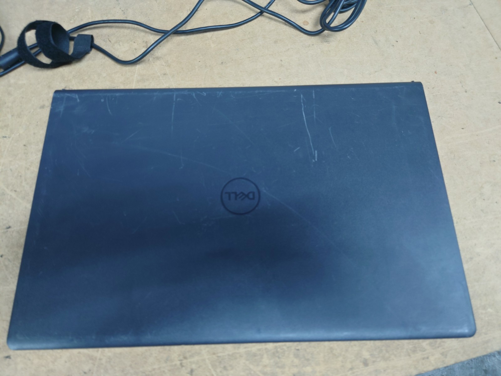 Dell Inspiron 15 3520 15.6″ FHD i3-1215U 8GB RAM 256GB SSD No OS