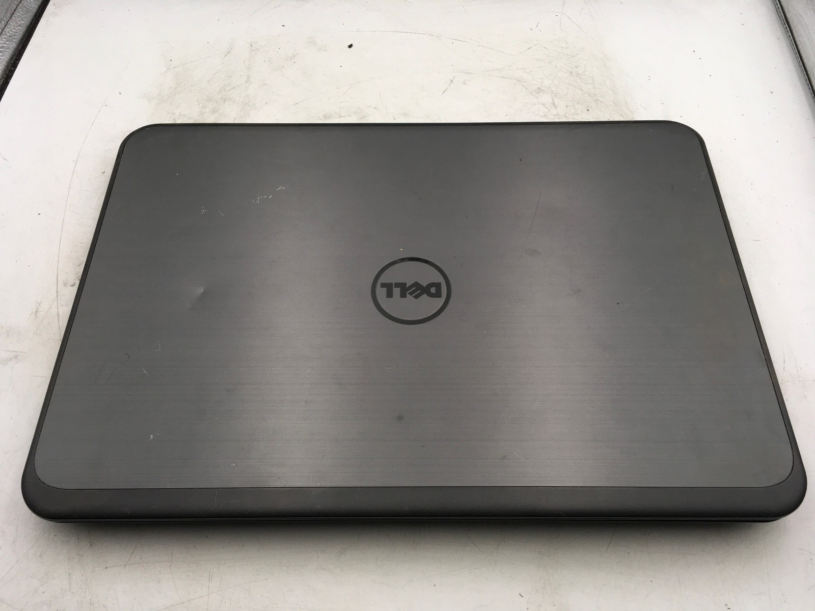 DELL LATITUDE 3540 – BOOTS TO BIOS – INTEL I5 4210U – NO RAM – 15″ -READ DESC-BB