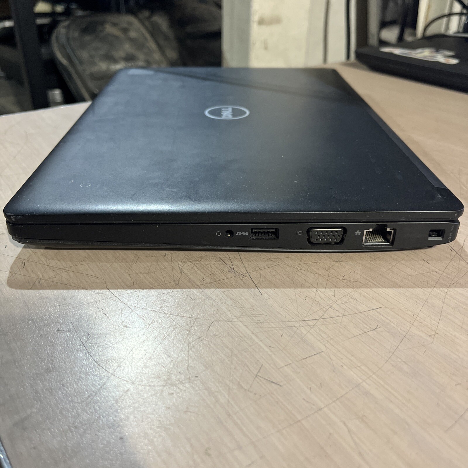 DELL LATITUDE 5280 INTEL CORE I3-7100U 2.40GHZ 8GB RAM NO HD .