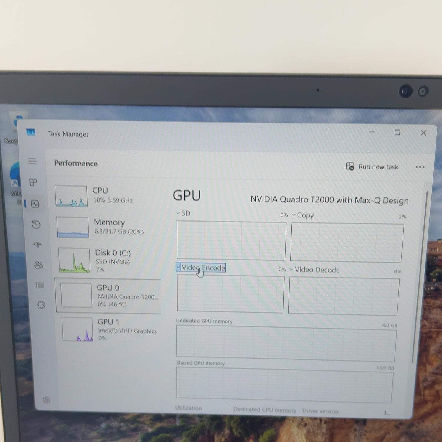 Lenovo ThinkPad P1 Gen 3 15.6″ i9-10885H 2.4GHz 32GB RAM 1TB SSD Quadro T2000