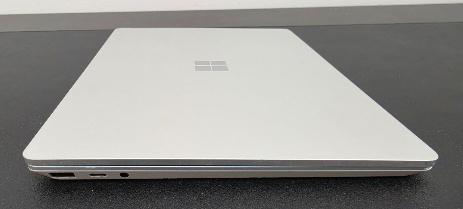 Microsoft Surface Laptop Go 2 – 12.4″ – i5-1135G7 16 GB Ram 256GB SSD Win 11