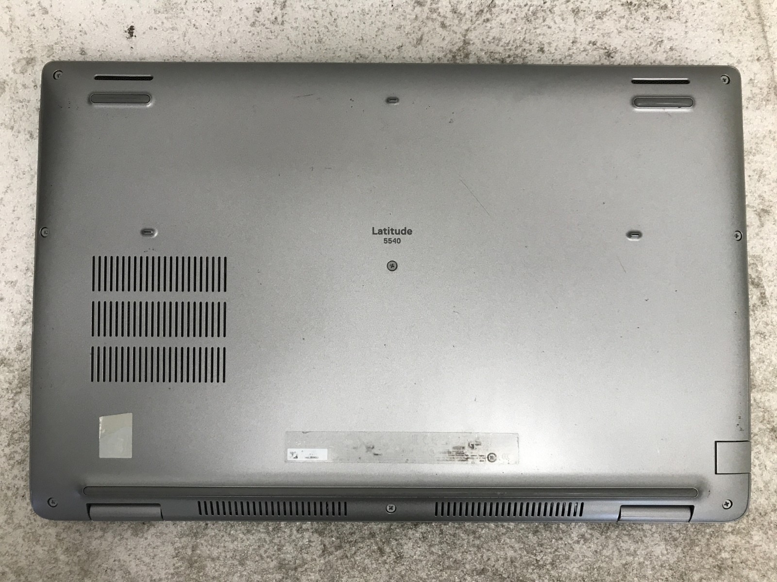 Dell Latitude 5540 / Intel Core i5-1345U 4.35GHz / 8GB RAM / No SSD