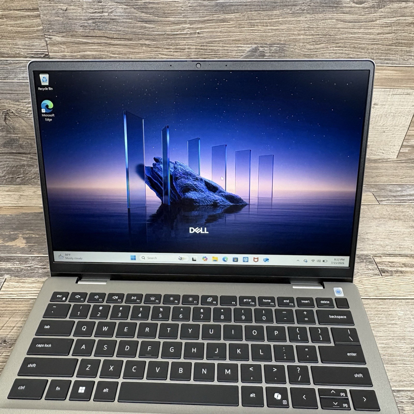 Dell 14 DC14250 14″ Core 7 150U 1.8GHz 16GB RAM 1TB SSD Open Box