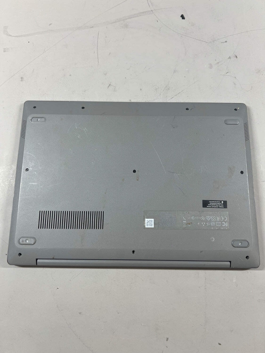 Lenovo ideapad slim 1 14AST-05 14″ A6-9220e 1.6GHz 4GB RAM 64GB SSD