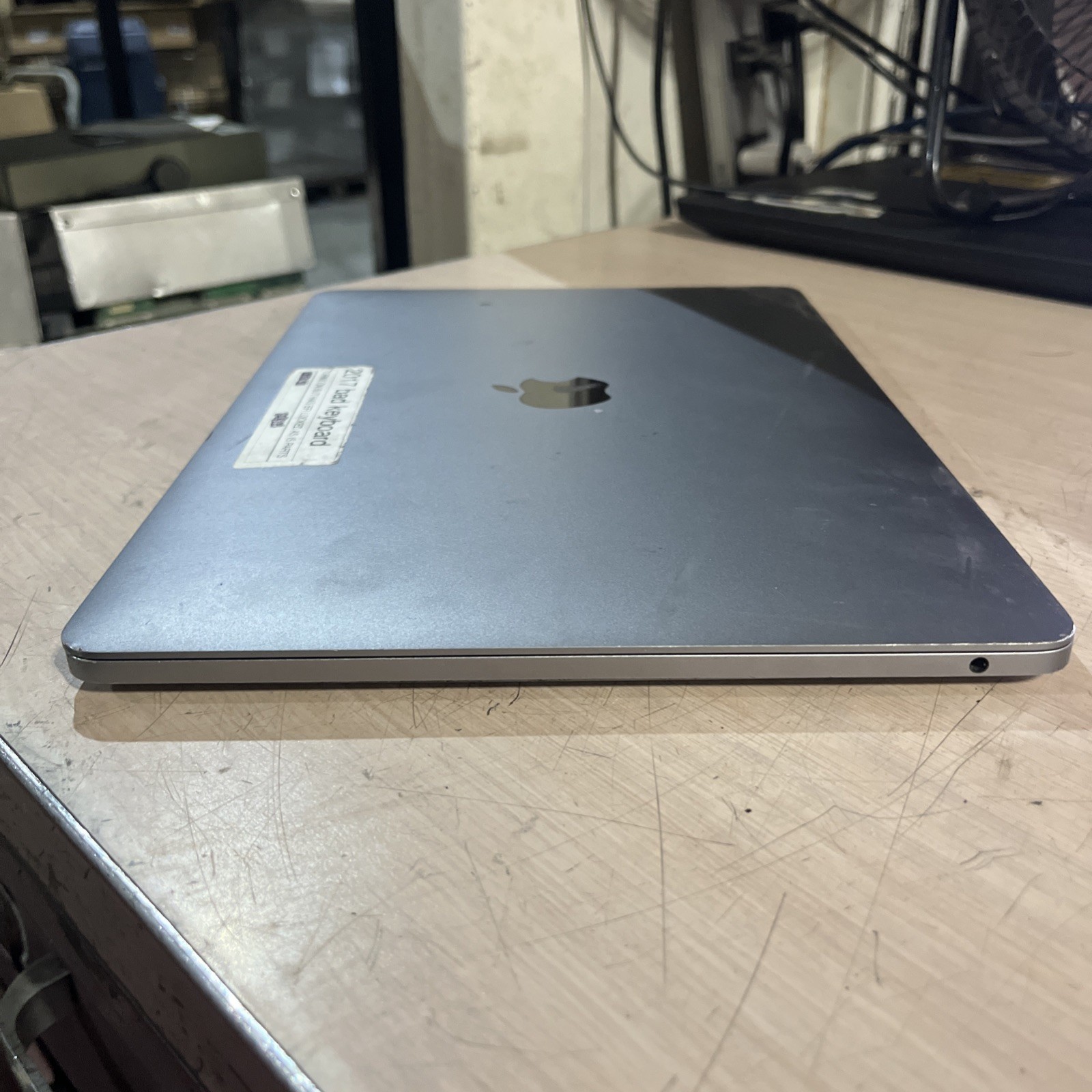 APPLE MACBOOK PRO 13″ MID-2017 CORE I5-7360U 2.3GHZ 8GB RAM NO HD
