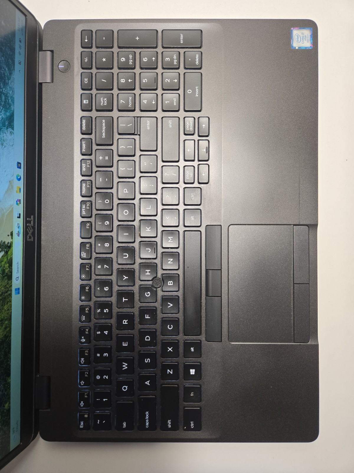 Dell Tscr 15,6″/ i7-8665/Radeon 540X/8Gb/ssd 127Gb/Camera/Battery Good/ NO AC#21