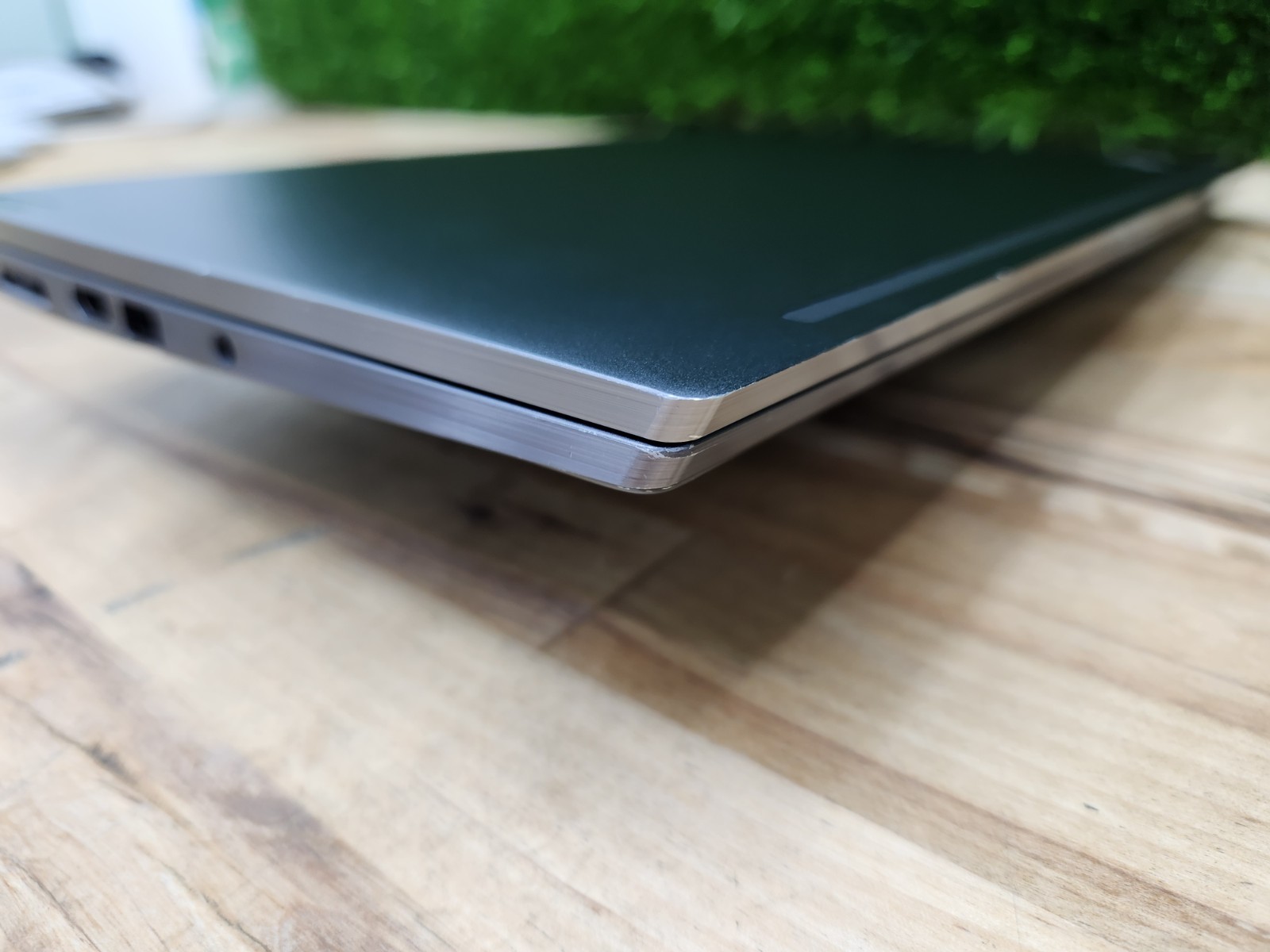 Lenovo ThinkPad X13 Gen 2 Touchscreen i7-1165G7 16GB 256GB SSD Windows 11 Pro ~