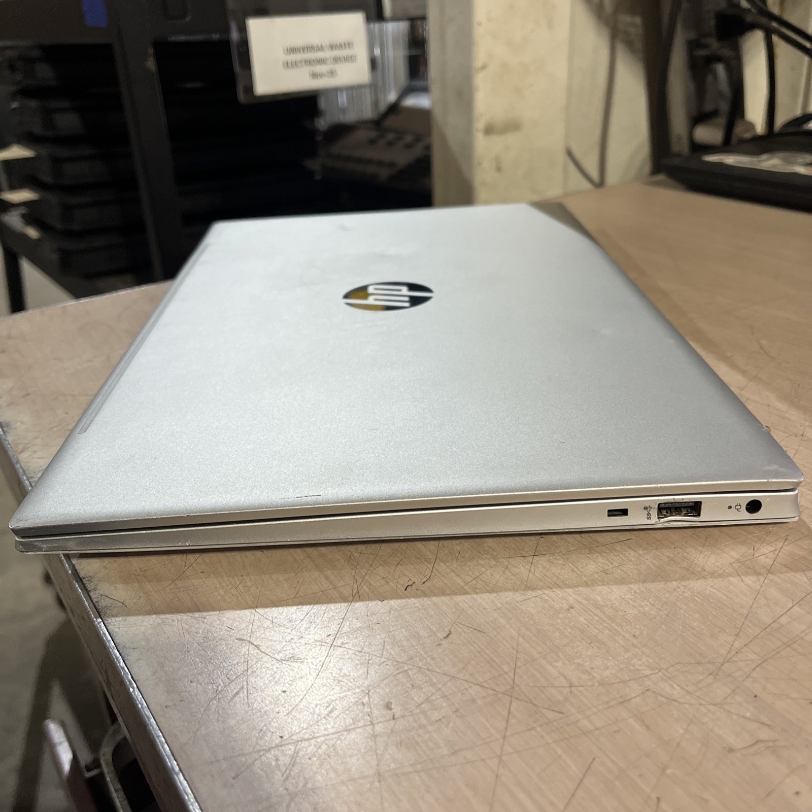 HP PAVILION 15-EG1053CL INTEL CORE I5 8GB RAM NO HD