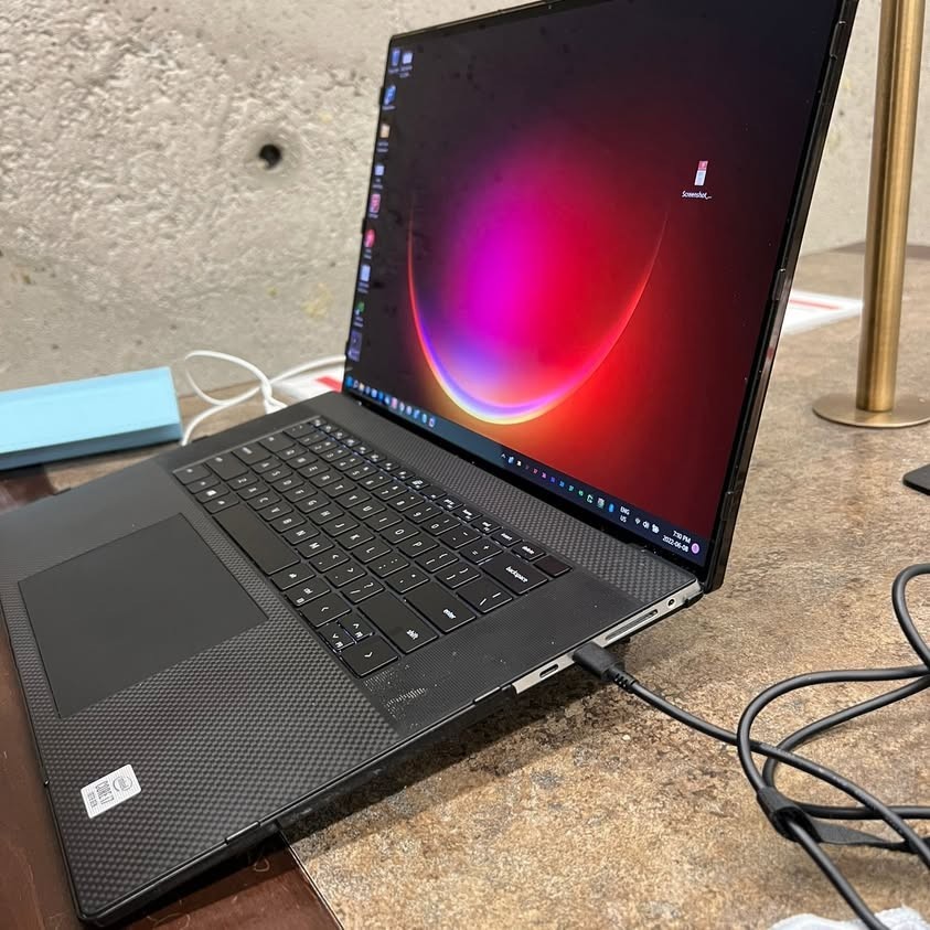 Dell XPS 17 9700 17″ Laptop i7-10750H 10th Gen 16GB RAM 512GB SSD Win11
