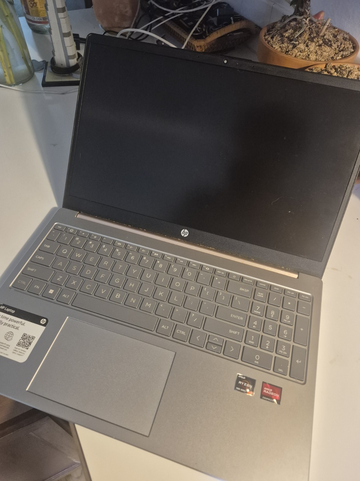 used excellent HP 15.6″ FHD Laptop, AMD Ryzen 5 8GB 256GB 15-fc0039wm Win11 PINK