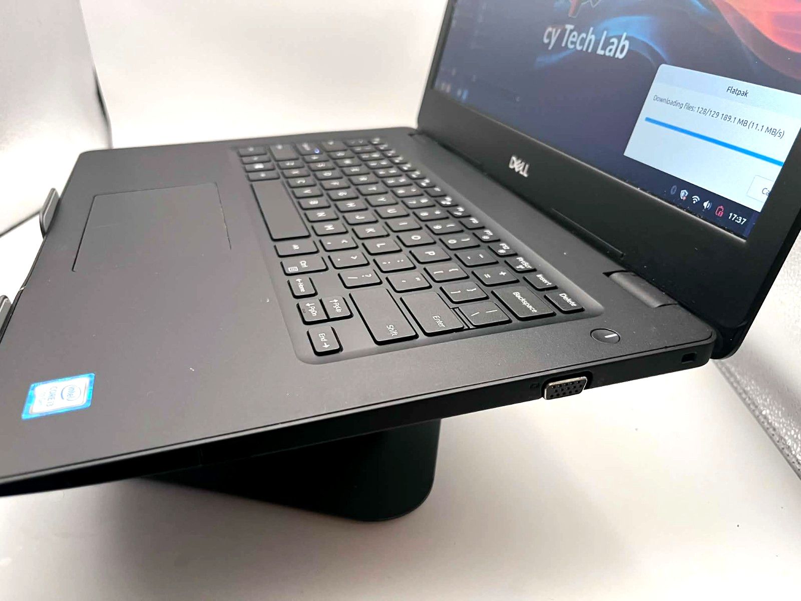 Linux Mint Fast Dell 14″ Laptop i3-7th gen 8GB 128GB SSD,Battery/AC| Warranty