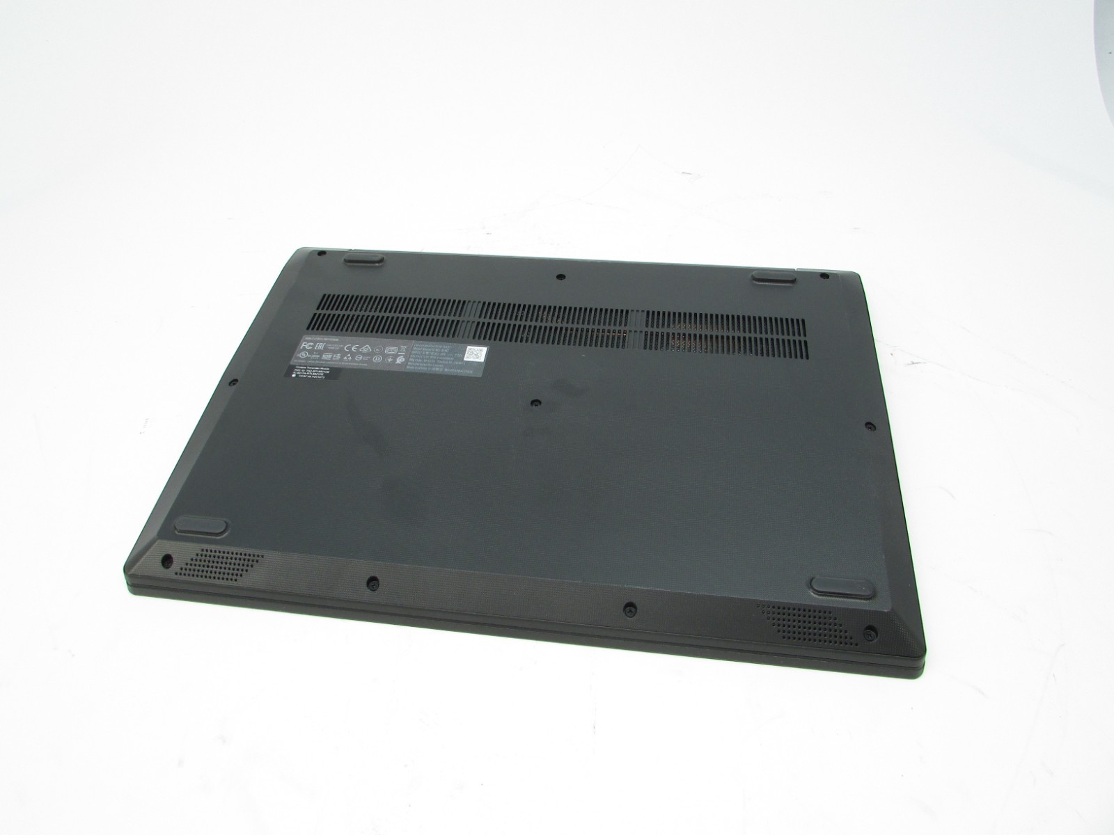 Lenovo IdeaPad S145-15AST 81N3 Laptop AMD A6-9225 3.0GHz | 4GB RAM NO HDD/OS/AC