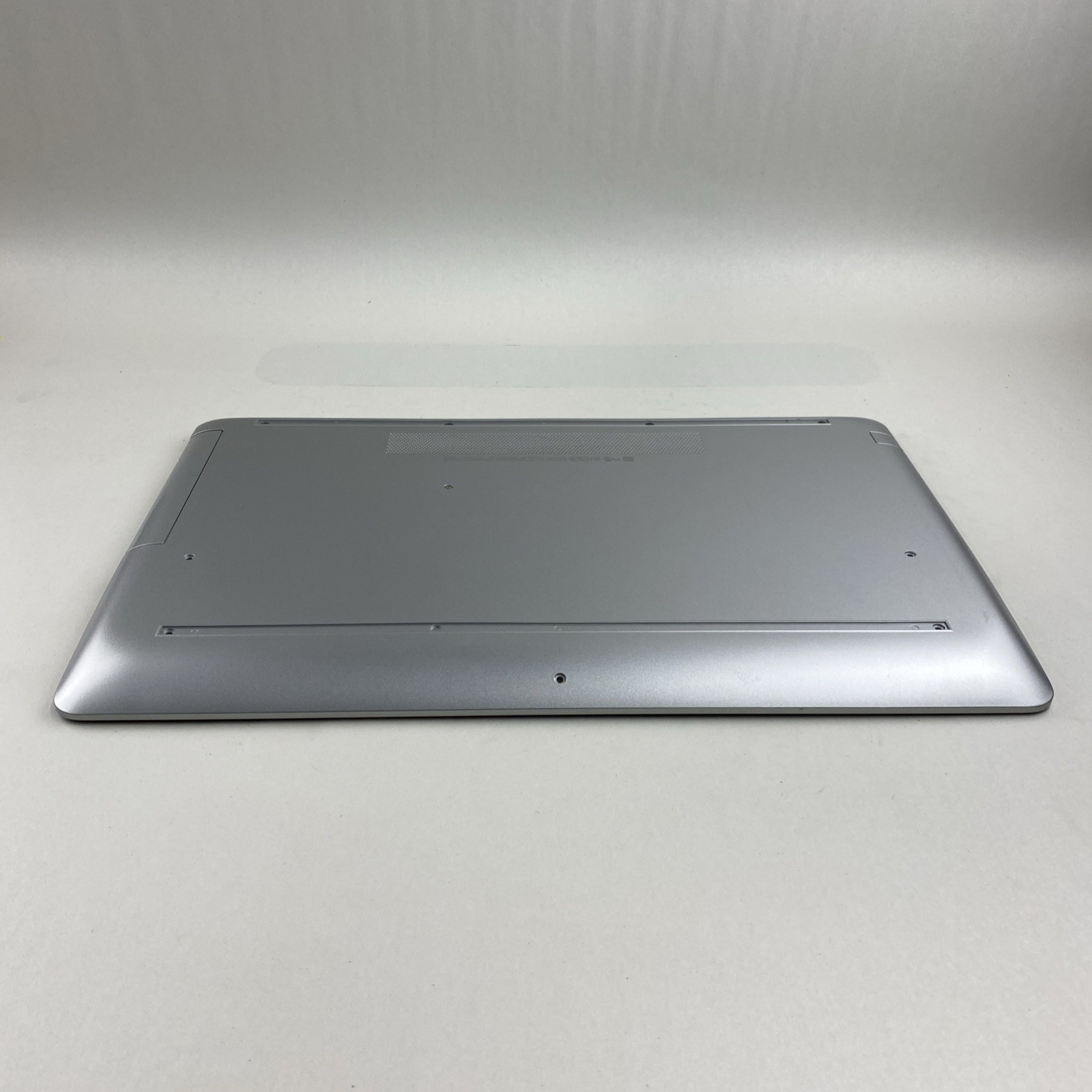 HP 17-ca1055cl Ryzen 3-3300U 2.10GHz 8GB RAM No Battery No HDD No OS No Screen