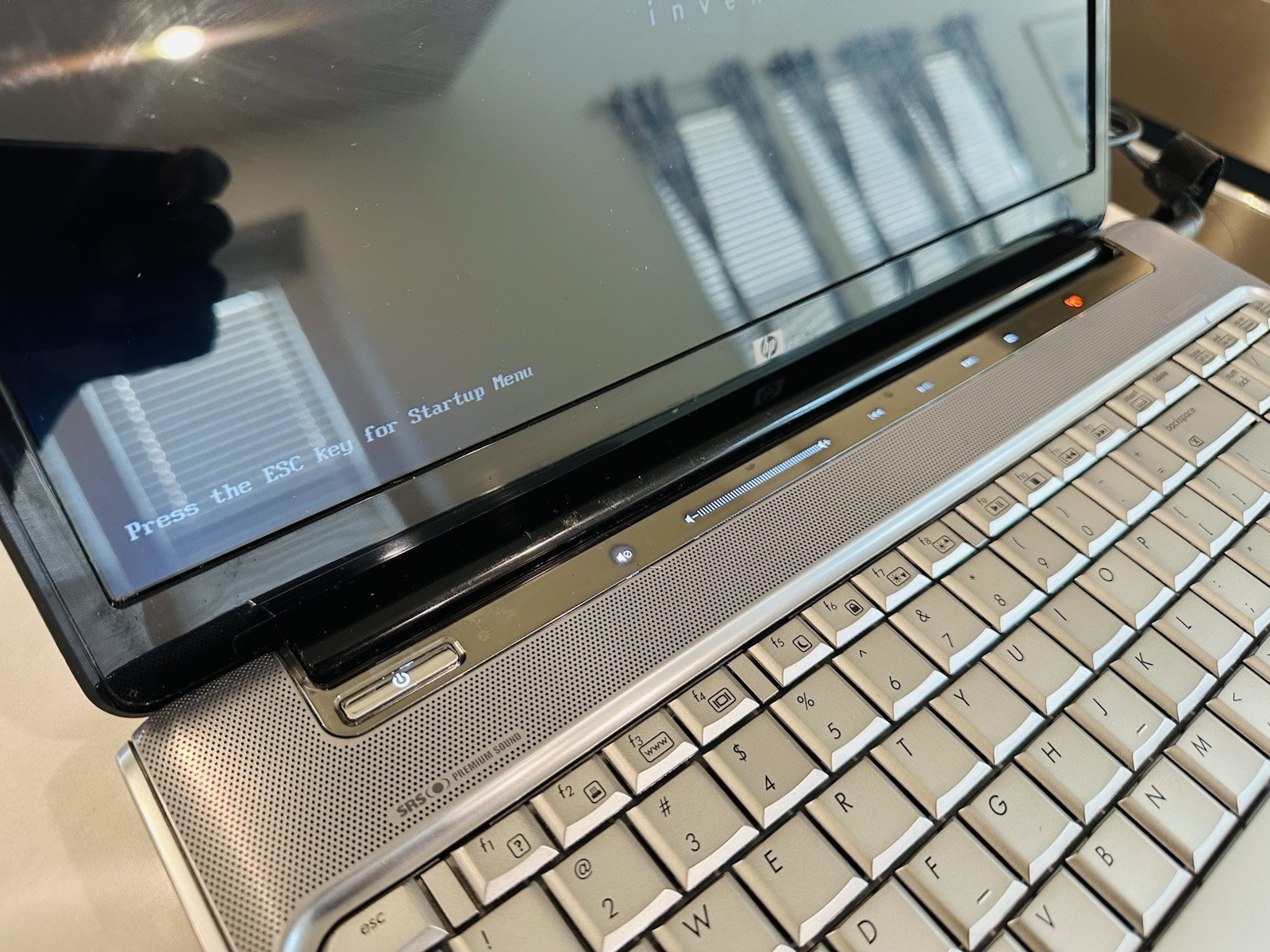 HP PAVILION DV6-1030US ENTERTAINMENT NOTEBOOK PC 16″ FOR PARTS OR REPAIR ONLY