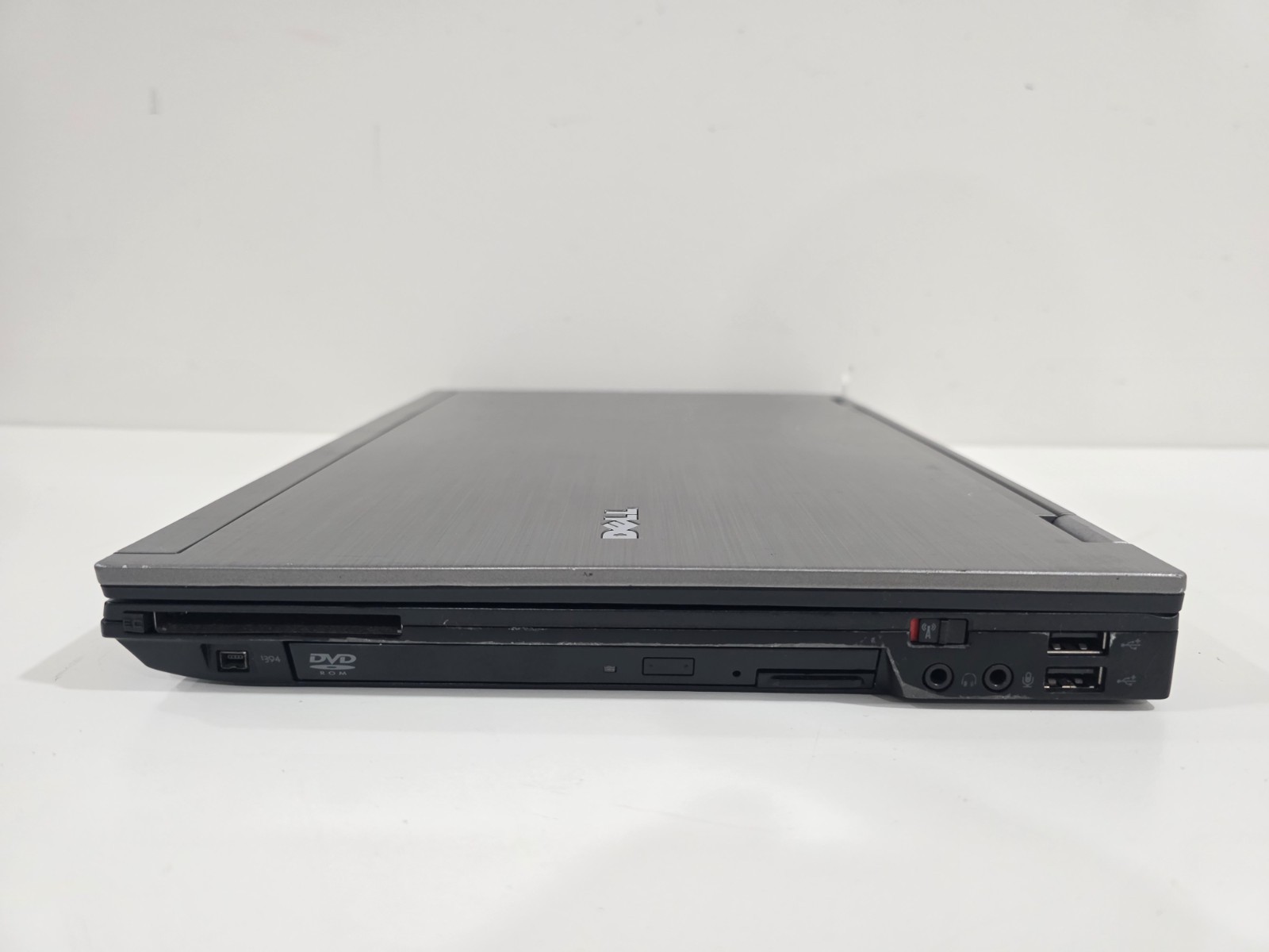 Dell Latitude E6410 Intel Core i5 CPU M 560 2GB