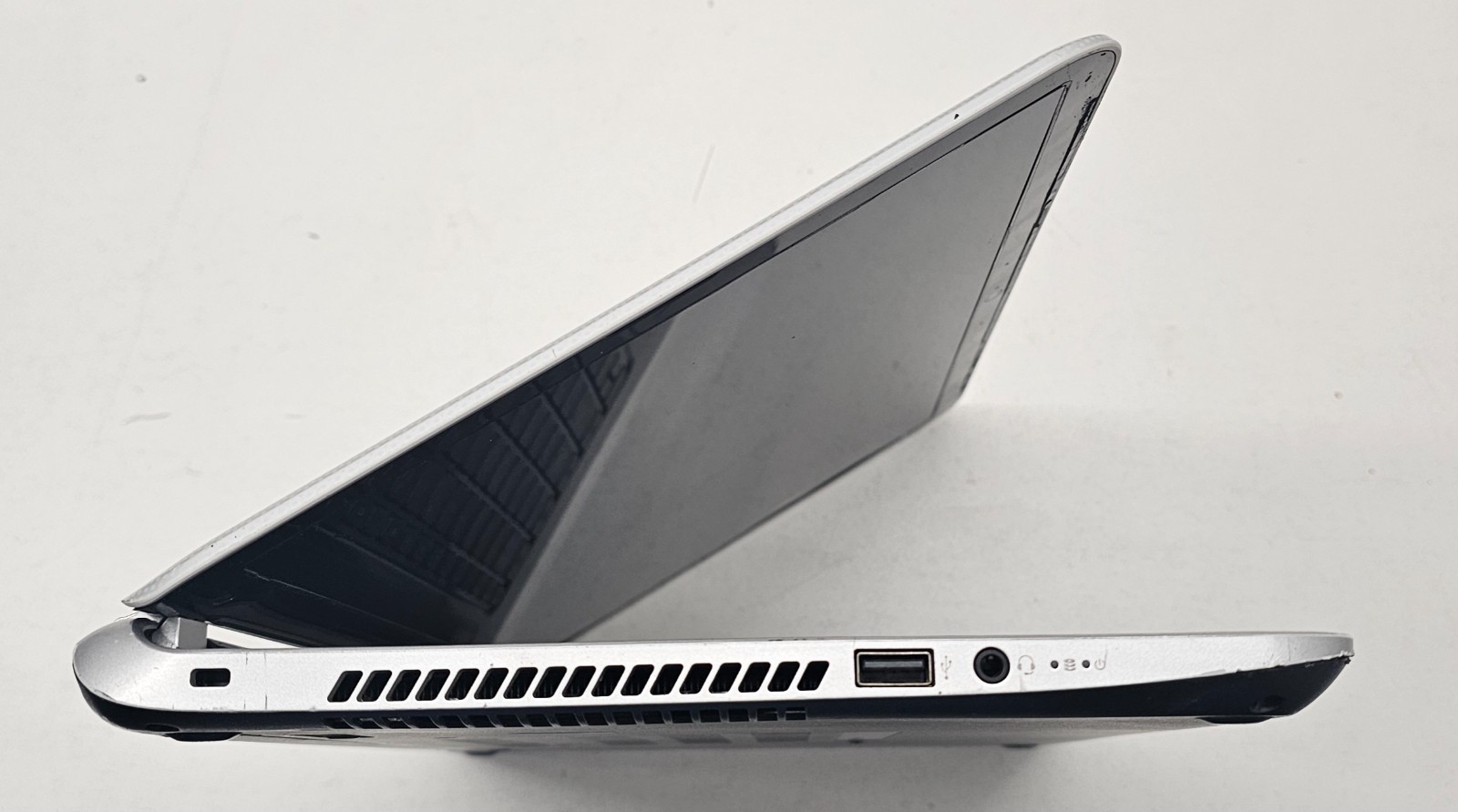 HP Pavilion TS 14 Sleekbook 14-f027cl Laptop AMD A8-5545M 6GB RAM NO HD/OS (FL)