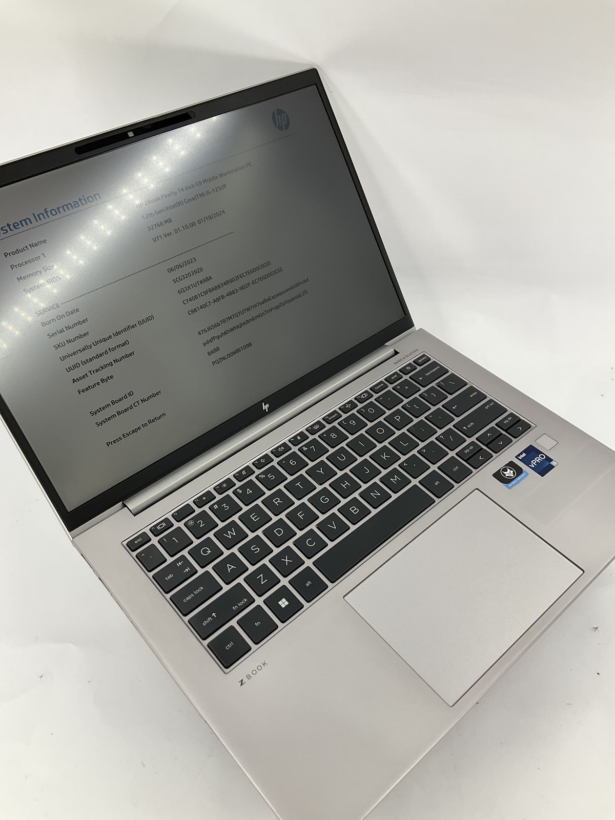 HP ZBook Firefly G9 14″ Core i5-1250P 256GB 32GB B Win 11 Pro