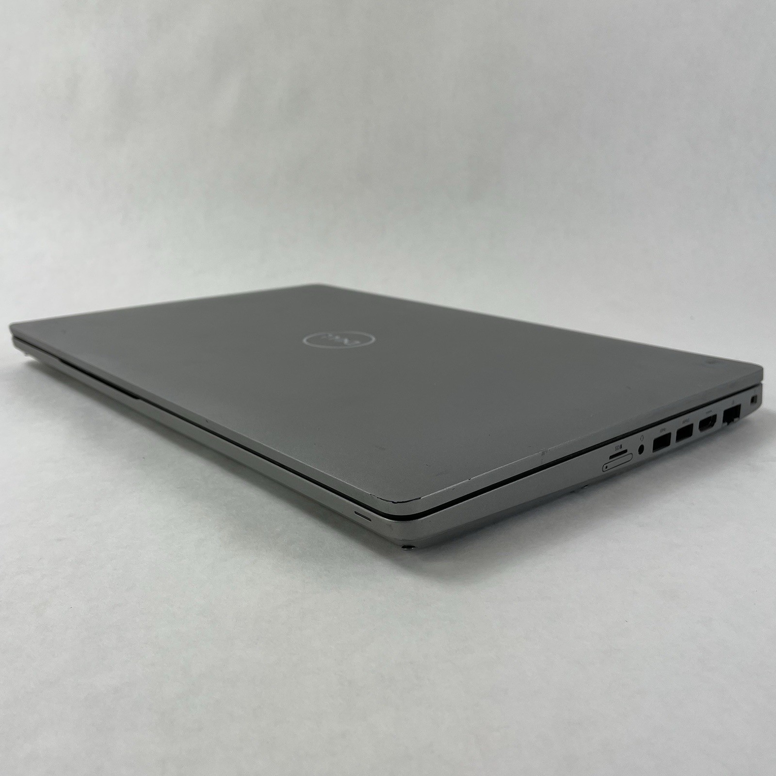 Dell Precision 3551 15.6″ i7-10750H 2.60 GHz 16 GB RAM No SSD/OS/AC