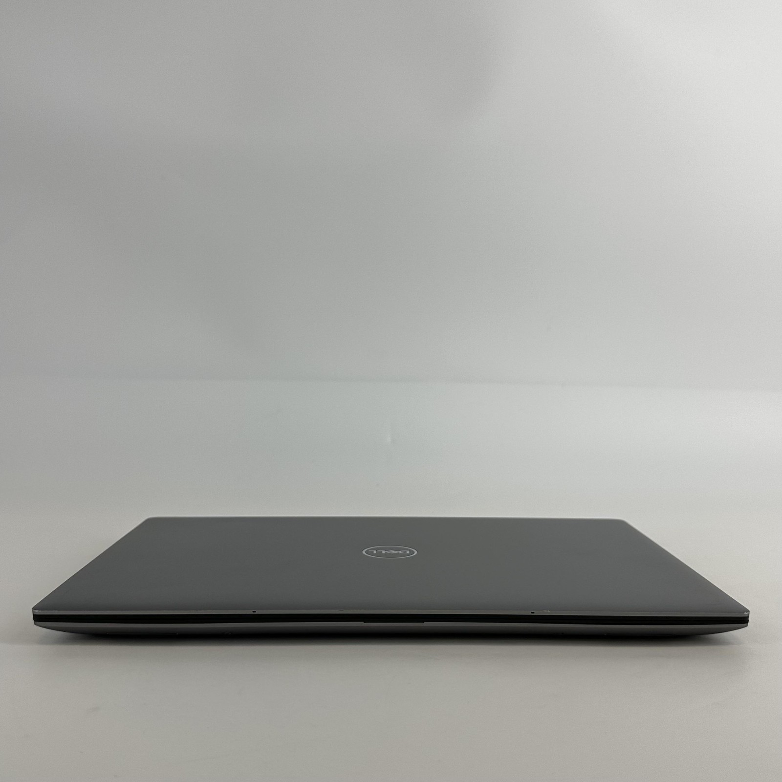 Dell Precision 5480 14 Gray FHD 2.5 GHz i7-13800H 32GB 256GB SSD RTX A1000 Good
