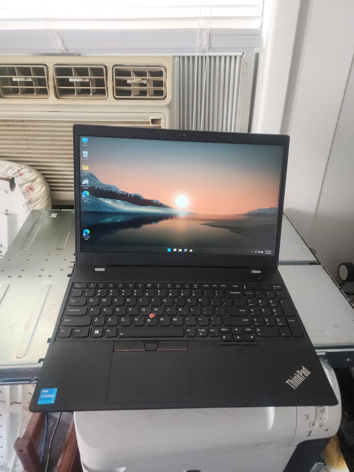 Lenovo ThinkPad T15p Gen 2 15.6″ FHD i5-11400H 2.7GHz 512GB SSD 16GB RAM W11P