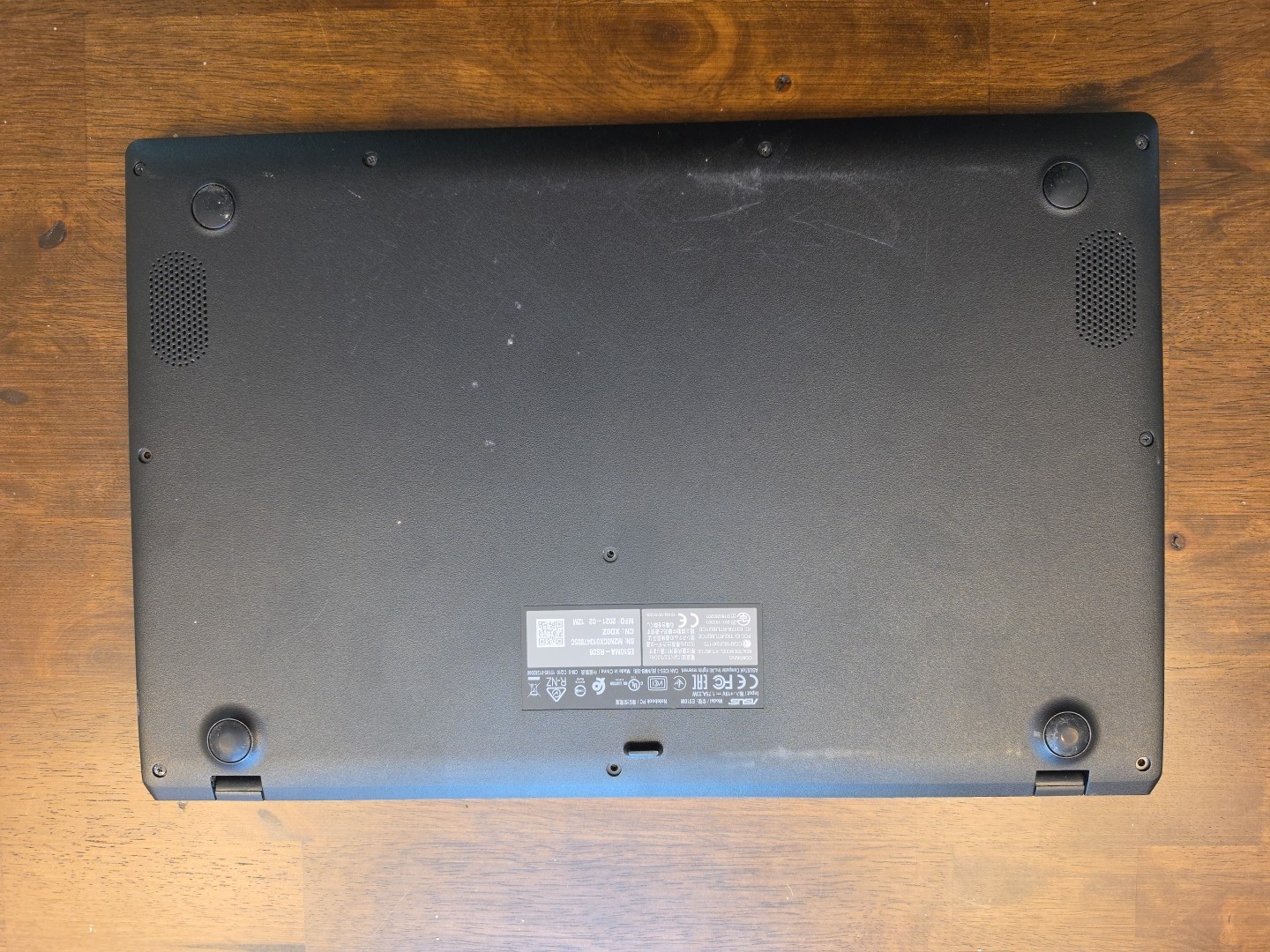 ASUS E510 15.6″ Full HD Laptop – BAD BATTERY,BADSCREEN FOR PARTS ONLY