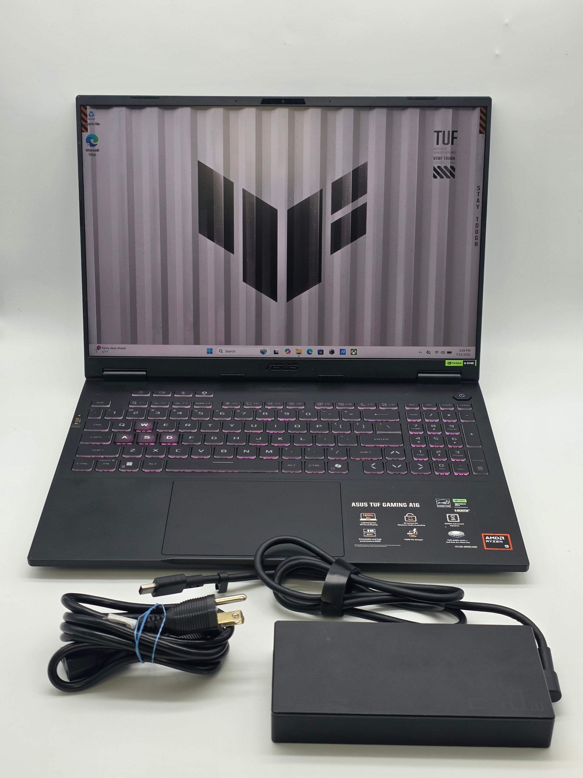 Asus TUF Gaming A16 FA608 Ryzen 9 270 RTX 5070 32GB 1TB Gaming Laptop w/ Charger