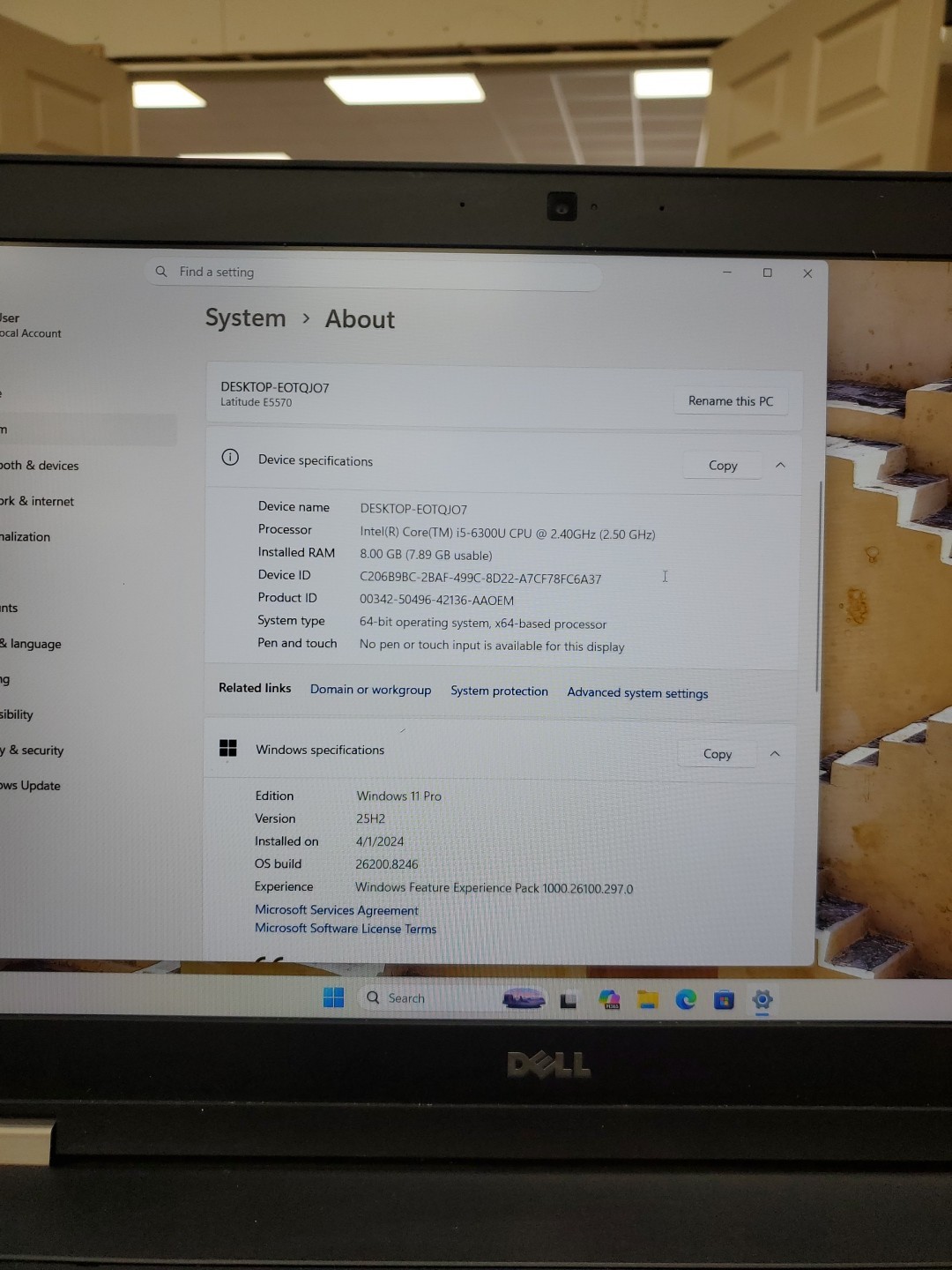 Dell Latitude E5570 15.6″ (500g SSD, Intel Core i5 6th Gen., 8GB) 042026-3