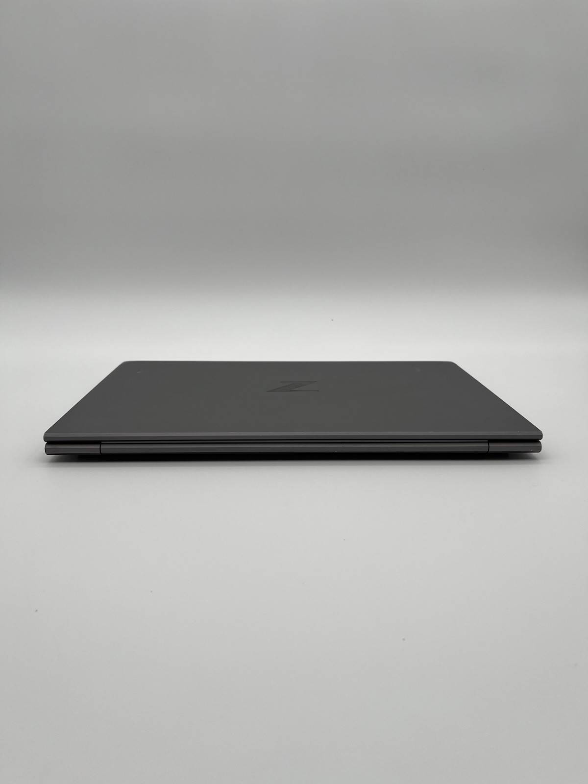 HP ZBook Firefly 15 G8 i7 11th Gen 16GB 256GB SSD Win 11 Pro – No Webcam