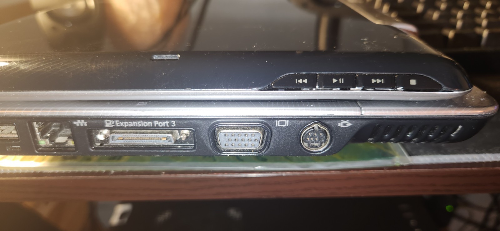 HP Pavillion TX1000 Laptop with Swivel Display