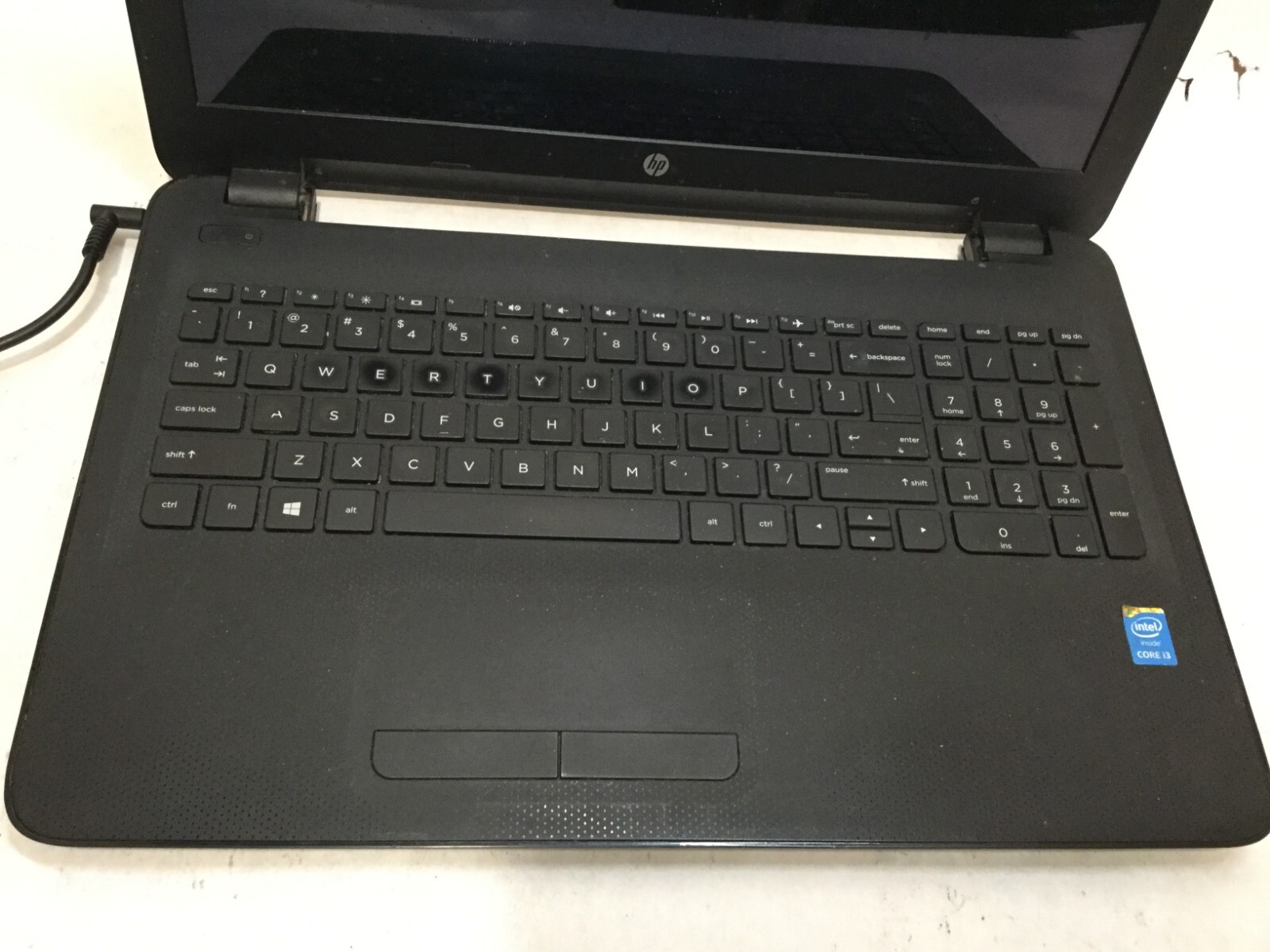 HP 15-ac121dx / Intel Core i3 / (RECEIVES P./NO BOOT/UNKNOWN SPECIFICATIONS) -MR
