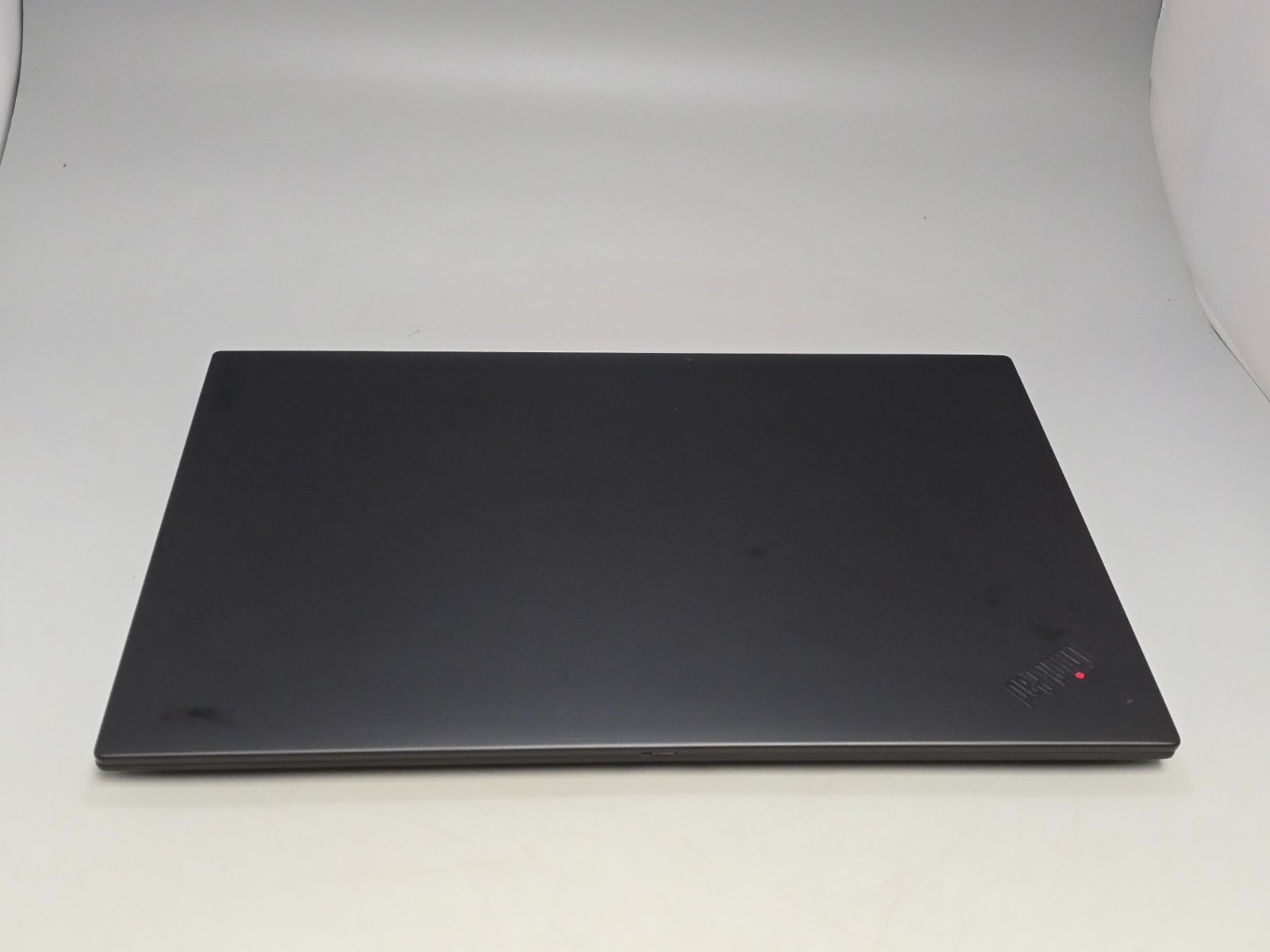 Lenovo ThinkPad P1 Gen 5 Laptop Intel i7-12800H CPU NO RAM NO SSD FOR PARTS READ