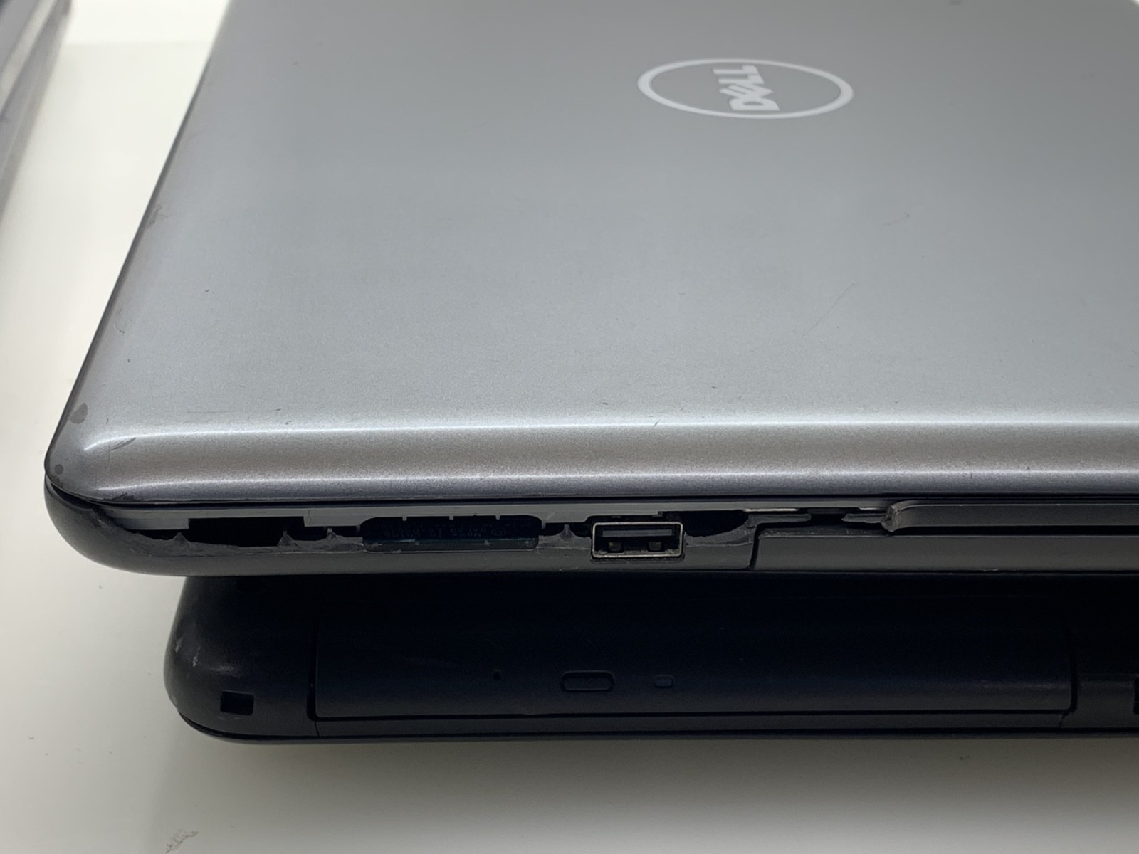 LOT(6) DELL INSPIRON 5567 I5-7200U@ 2.50GHz 8GB RAM NO OS/SSD WCHARGER