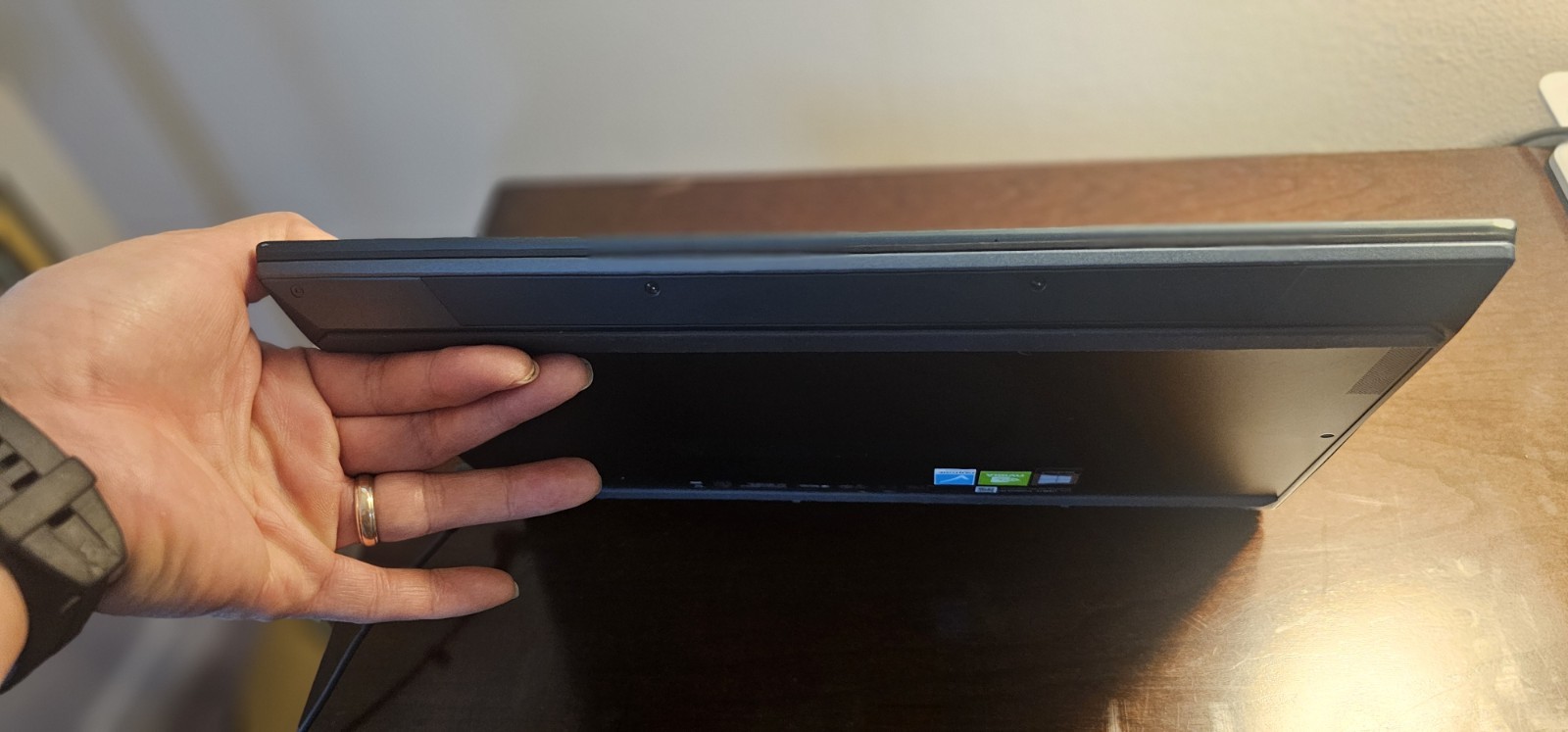 asus zenbook ux481fl dual screen laptop, nvidia mx250, 1tb ssd