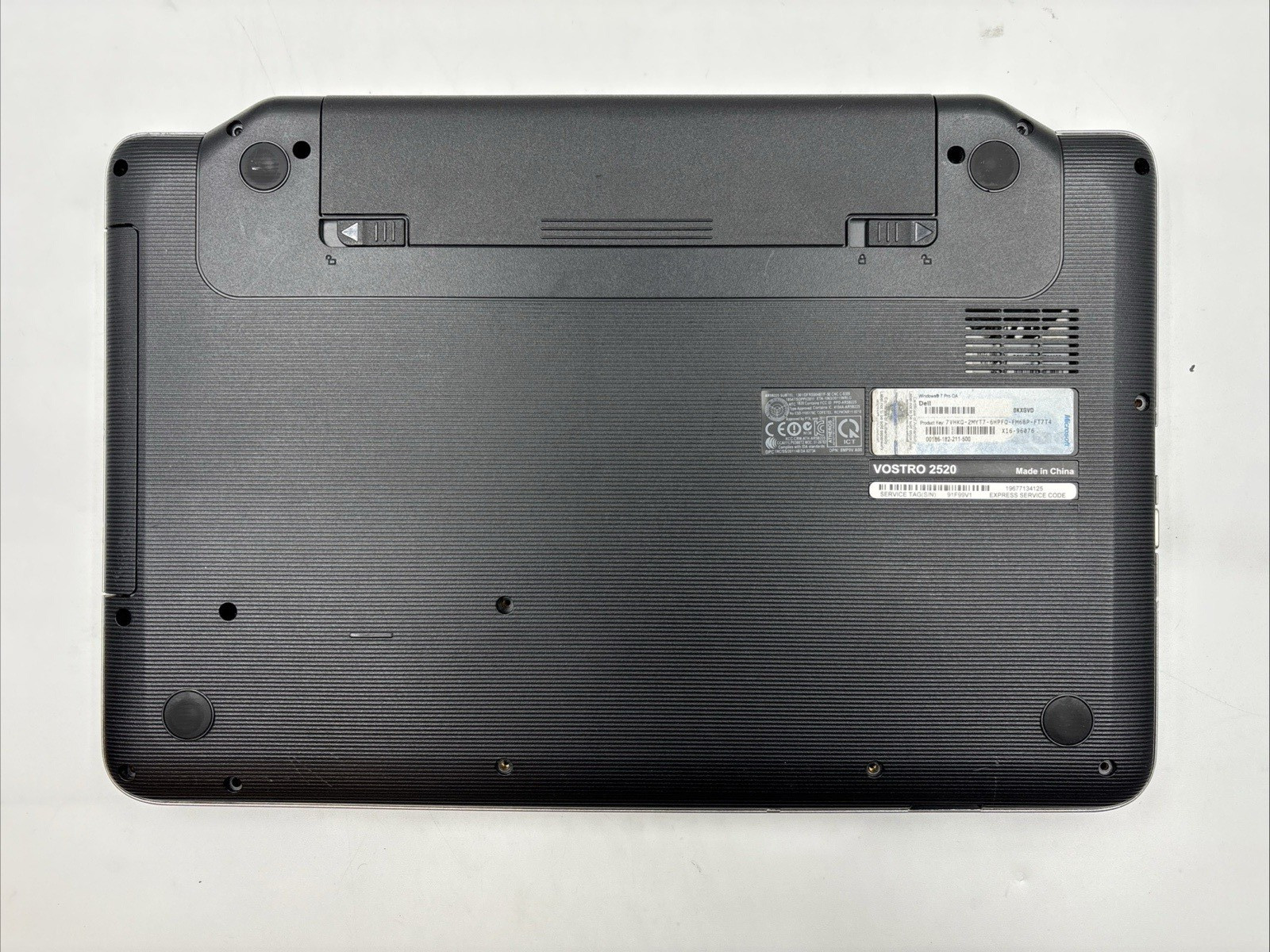 Dell Vostro 2520 i3-2328M 2.20GHz 4GB RAM No OS