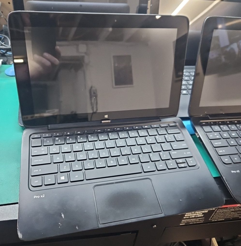 LOT 4 HP Pro x2 410 G1 11.6″ i5-4202Y 1.6GHz 4GB 2-in-1 Laptops FOR PARTS AS IS