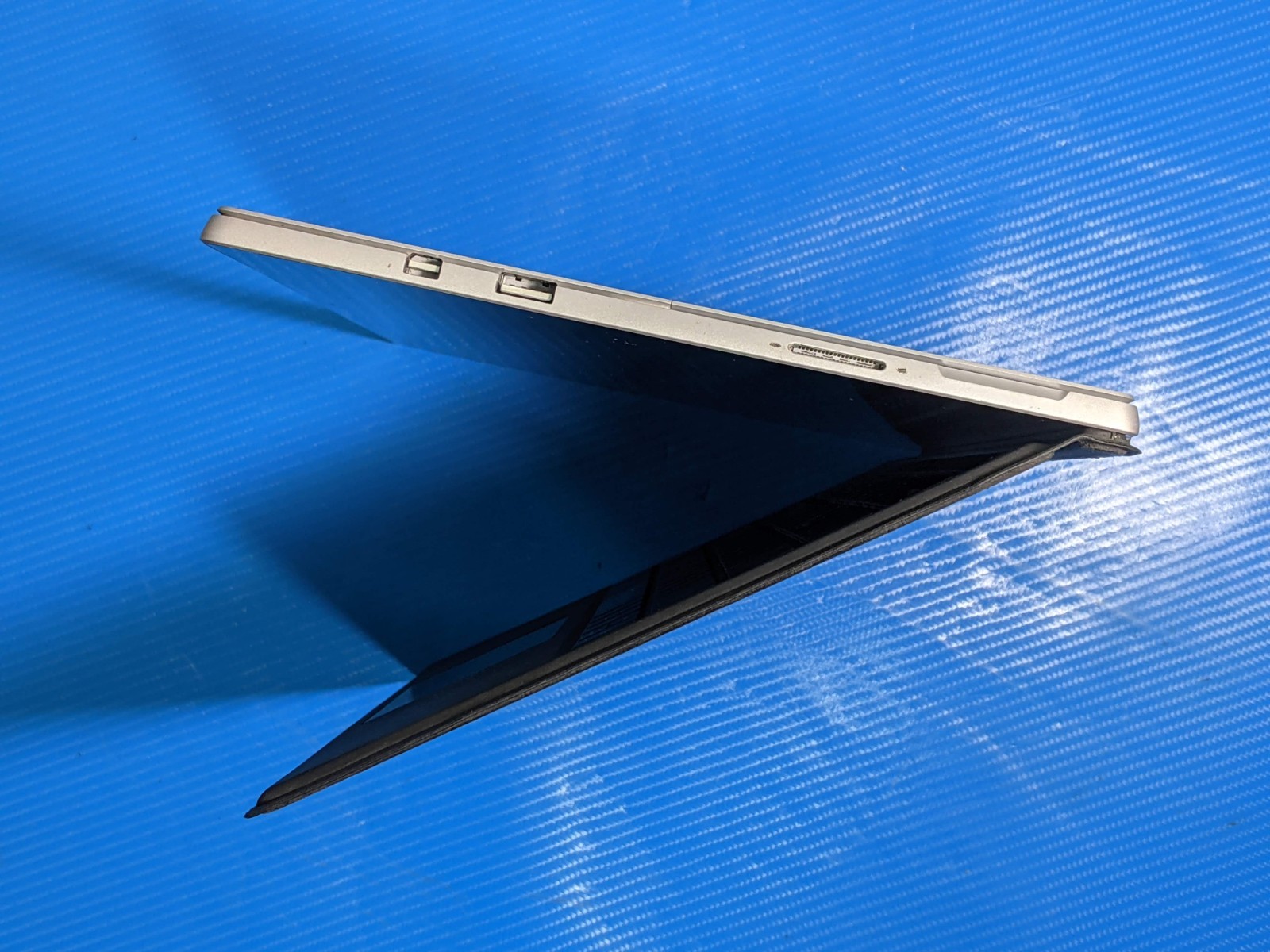 MS Surface Pro 6 1796 12.3″ 2736×1824 TOUCH i7-8650U 1.9GHz 8GB 256GB SSD AS-IS