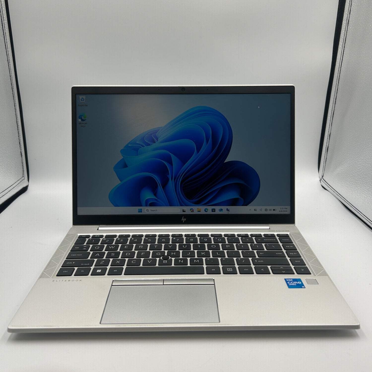 HP EliteBook 840 G8 14″ i5-1145G7 2.6GHz 8GB RAM 256GB SSD