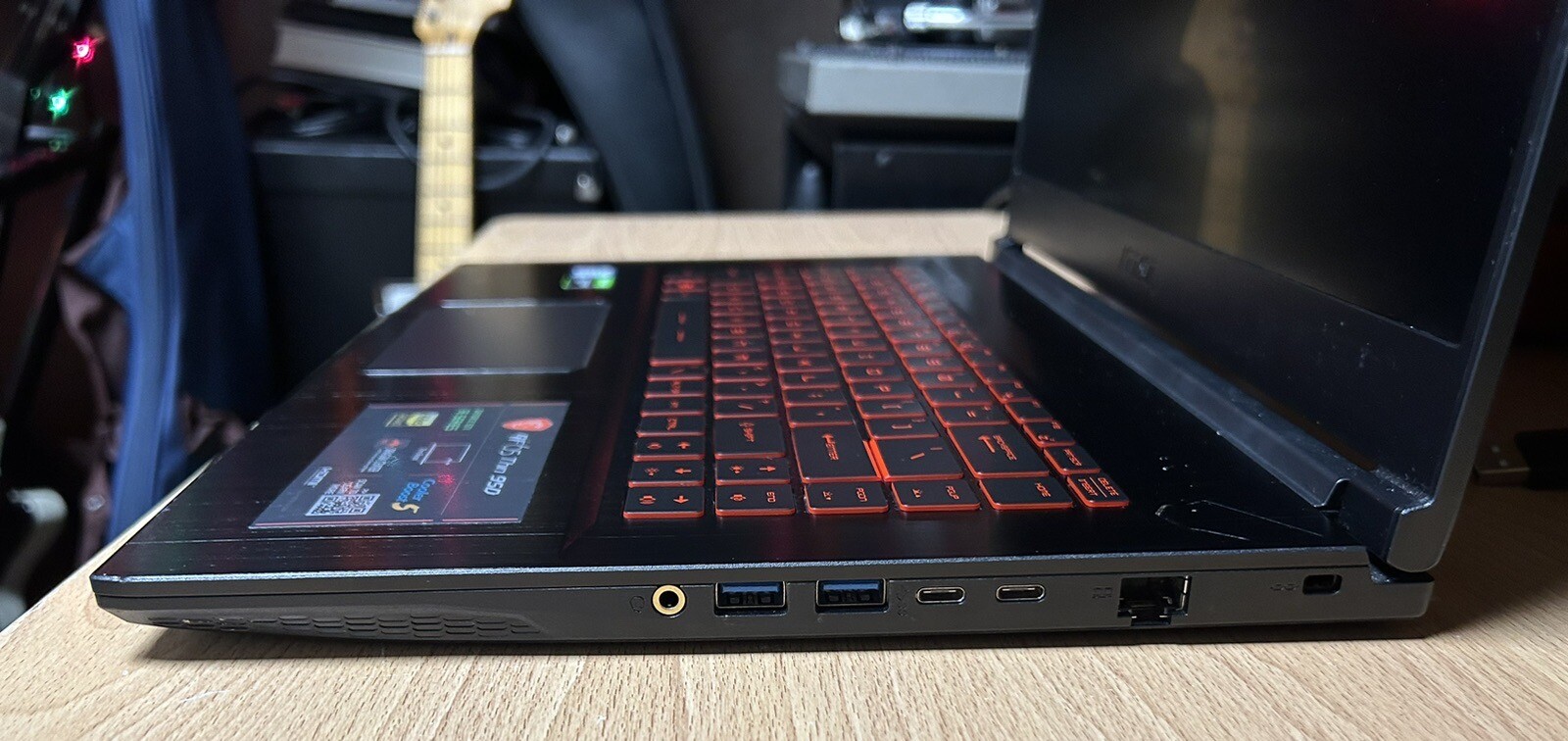 MSI GF65 Thin 15.6″ (512GB SSD, Intel Core i5 10th Gen., 2.60 GHz, 8GB) Laptop –