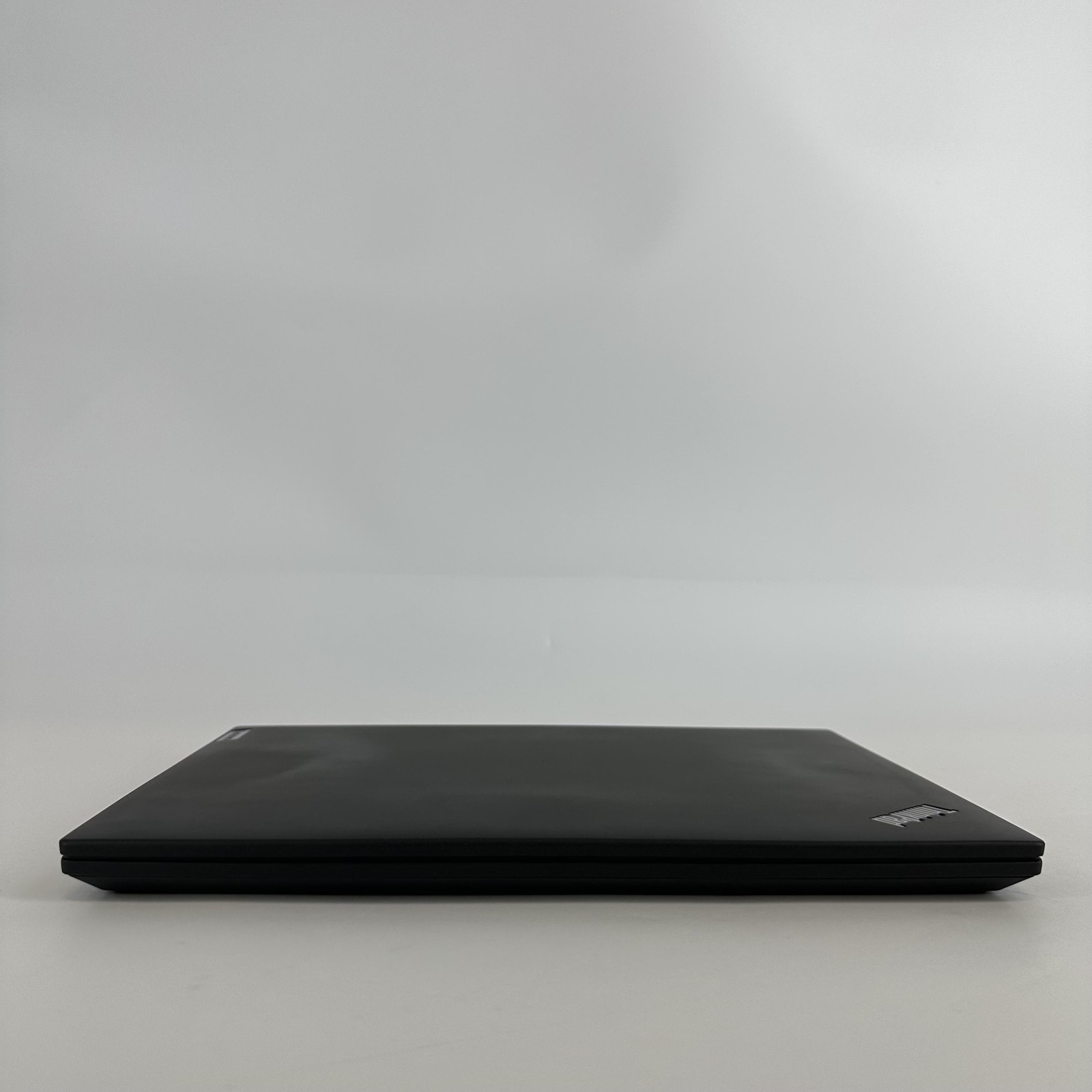 Lenovo ThinkPad P14s Gen 4 FHD+ 3.3 GHz Ryzen 7 PRO 7840U 32GB 1TB SSD Very Good