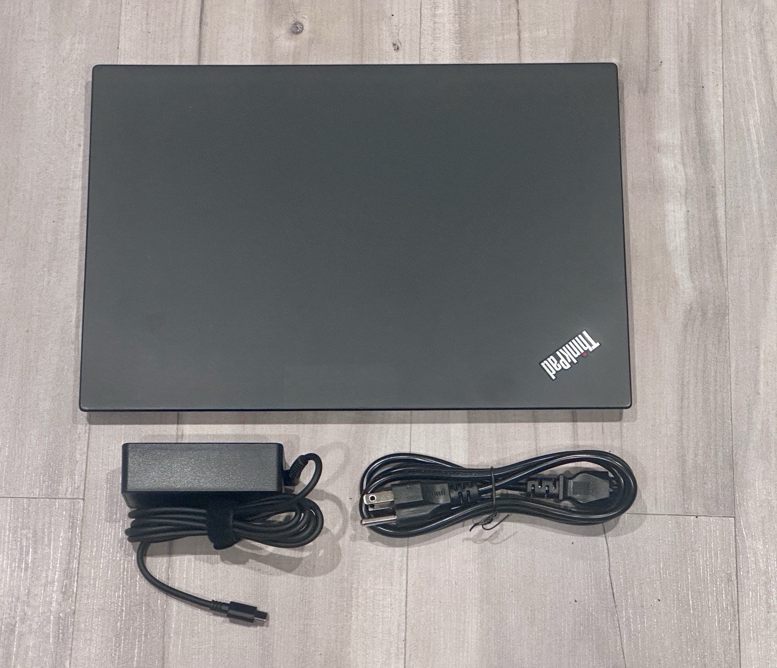Lenovo ThinkPad T495s 14″ Ryzen 7 Pro 3700U 16GB RAM 512GB SSD Win 11 Pro