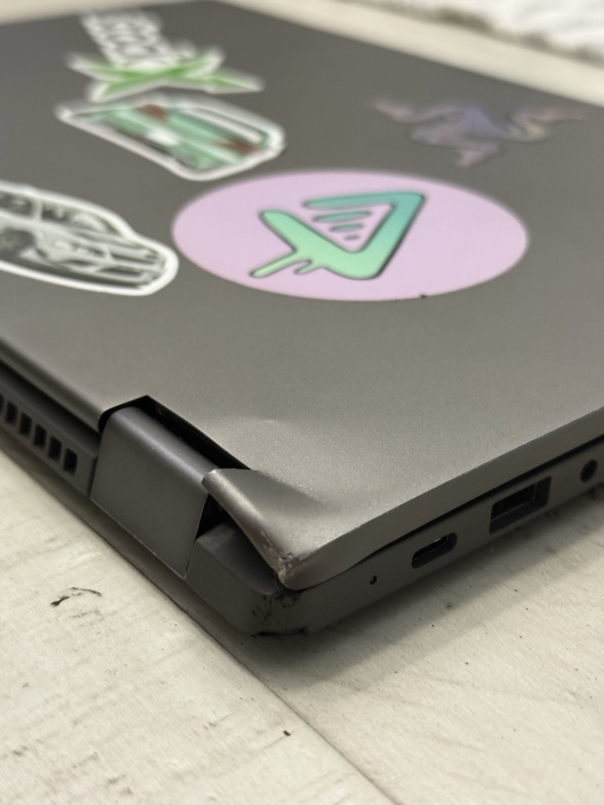 Lenovo ChromeBook Flex 5 13.3 inch (64GB, Intel Core i3 10th Gen., 2.10GHz, 4GB)