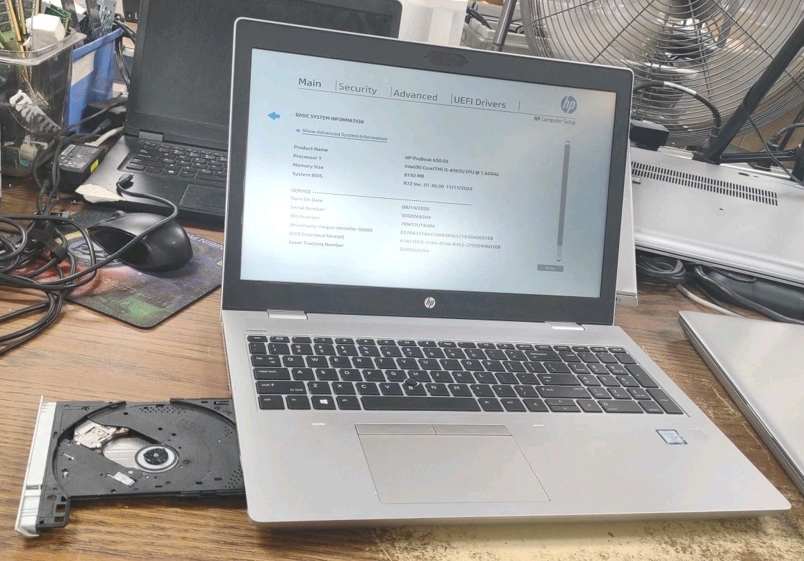 HP ProBook 650 G5 15.6″ W/ Intel i5-8365U @ 1.6GHz, 8GB, 256GB.