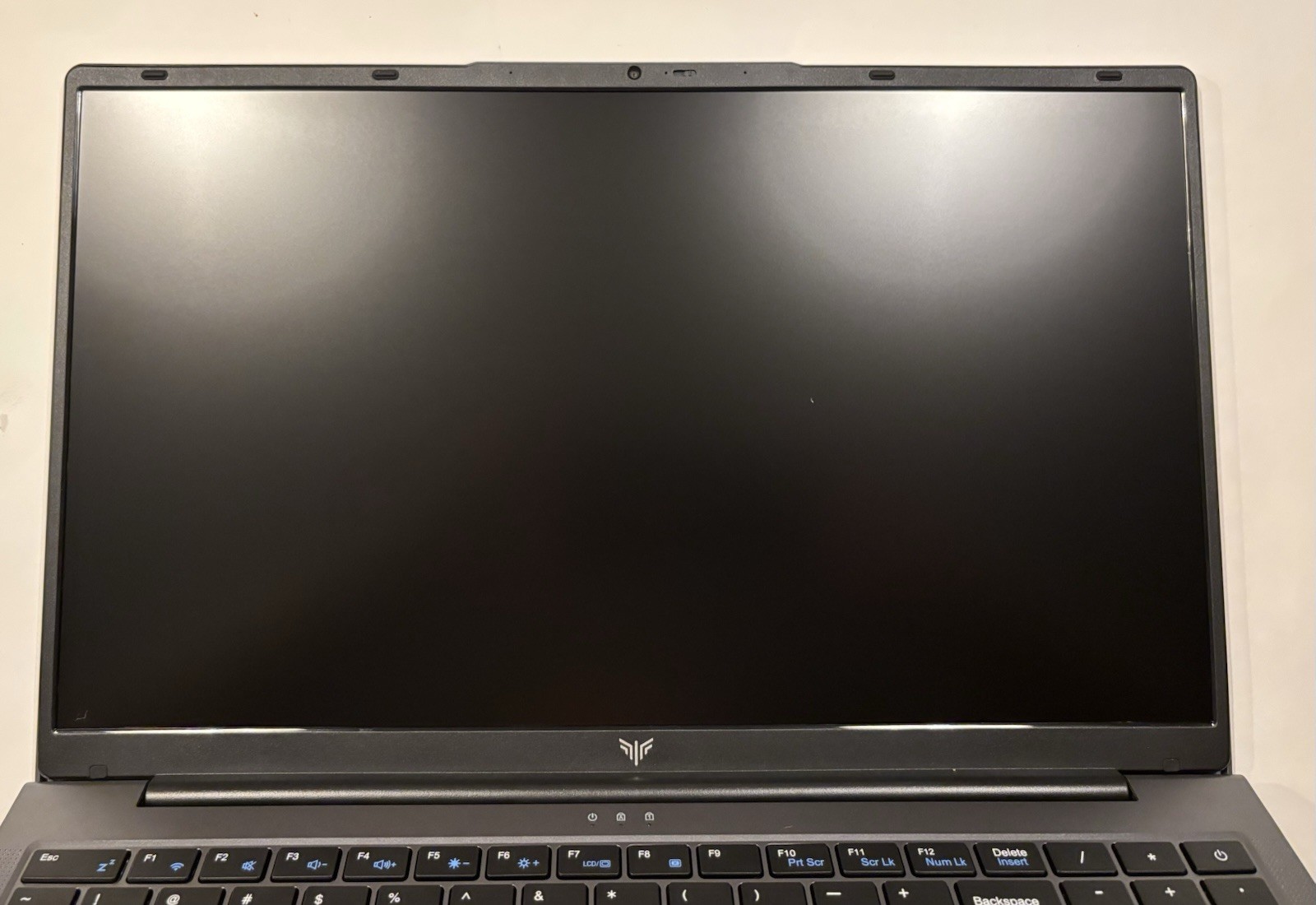 Mallrace Lx15 pro R705700U Laptop Computer READ