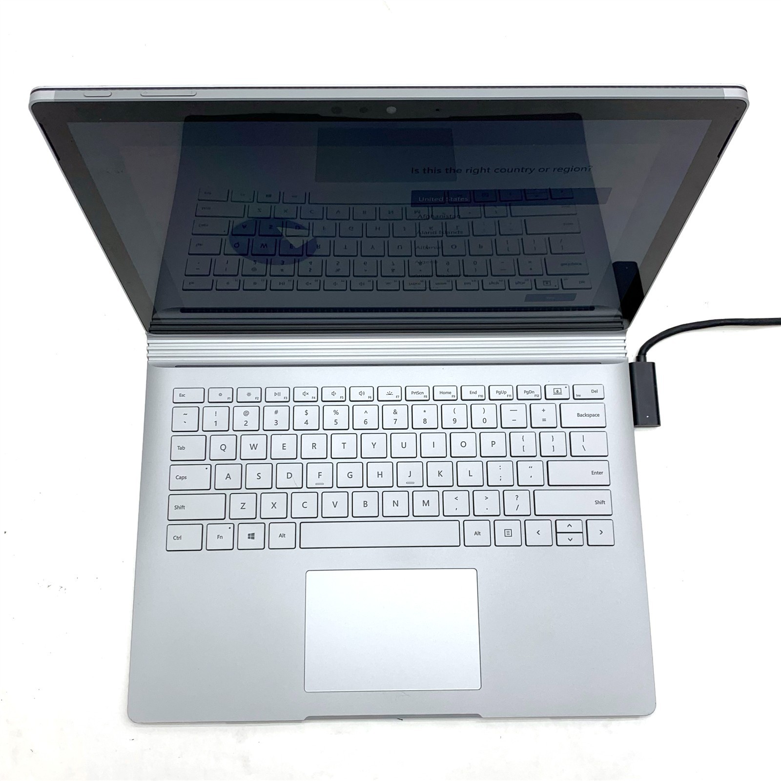 Microsoft Surface Book 2 13″ Touch UHD i7-8650U 1.9GHz 8GB 256GB Win 11 Bad Batt