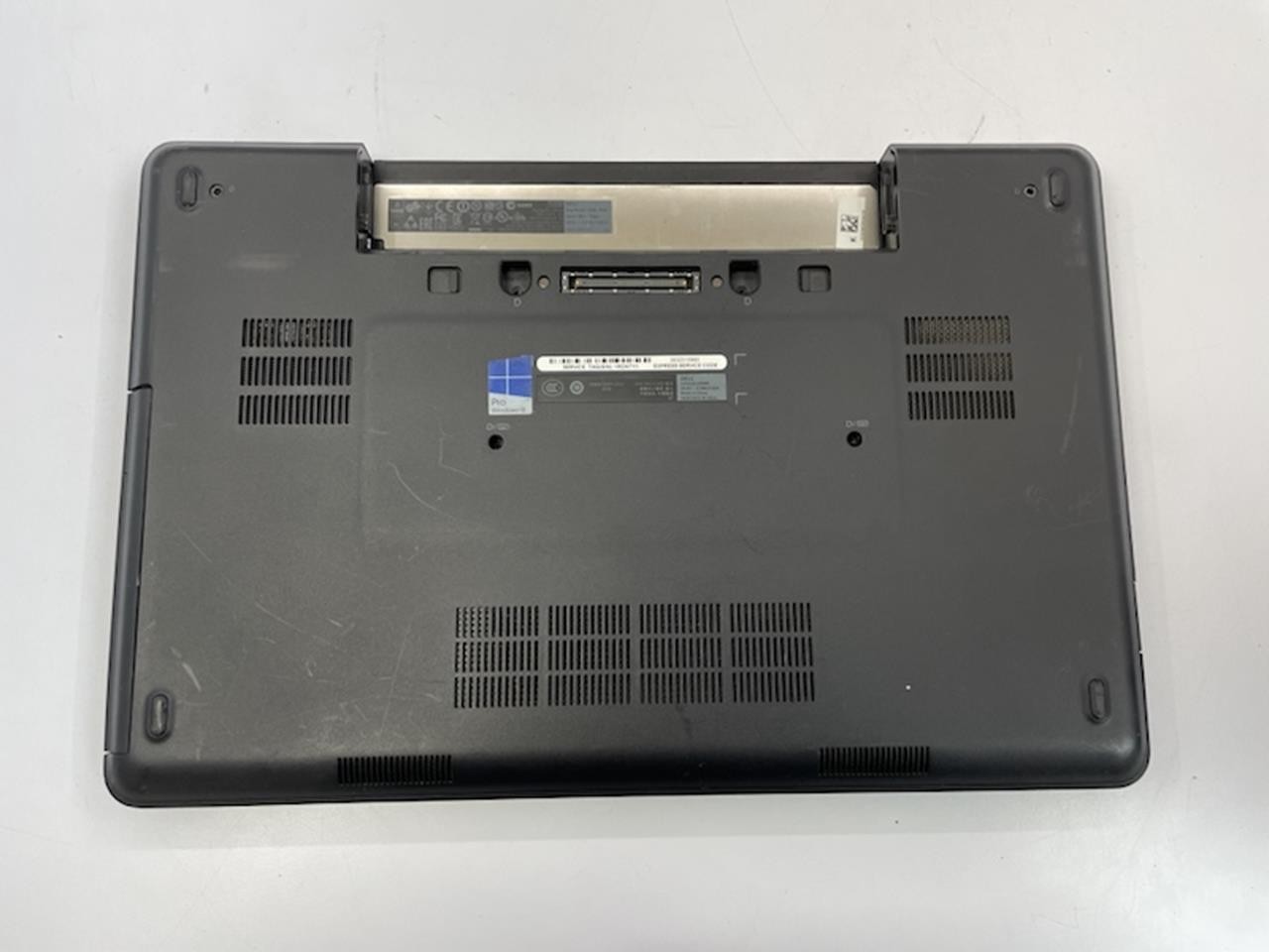 DELL LATITUDE E5540 Laptop w/ Intel Core i5-4300U 1.90 GHZ + 16 GB No HD/Battery