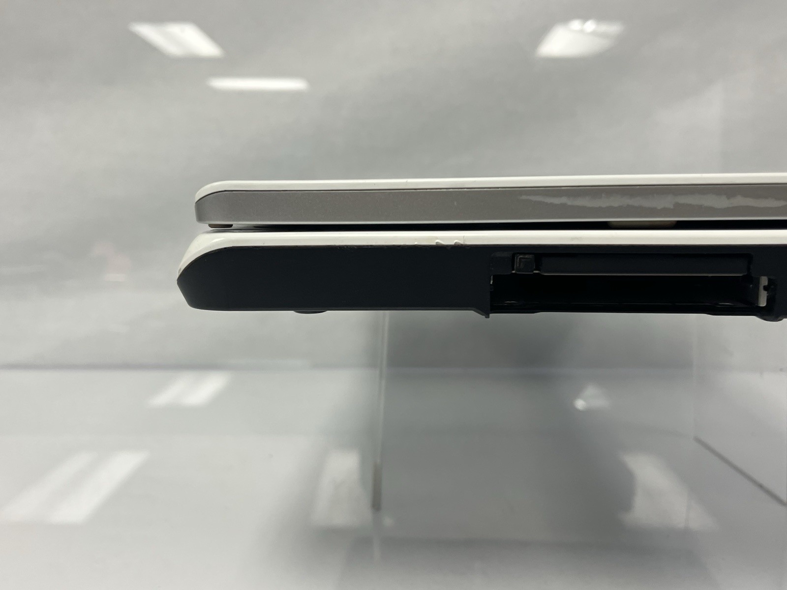 Dell Inspiron 1501 15.4″ AMD Turion 64 MK-36 2.0GHz 2GB RAM NO HDD