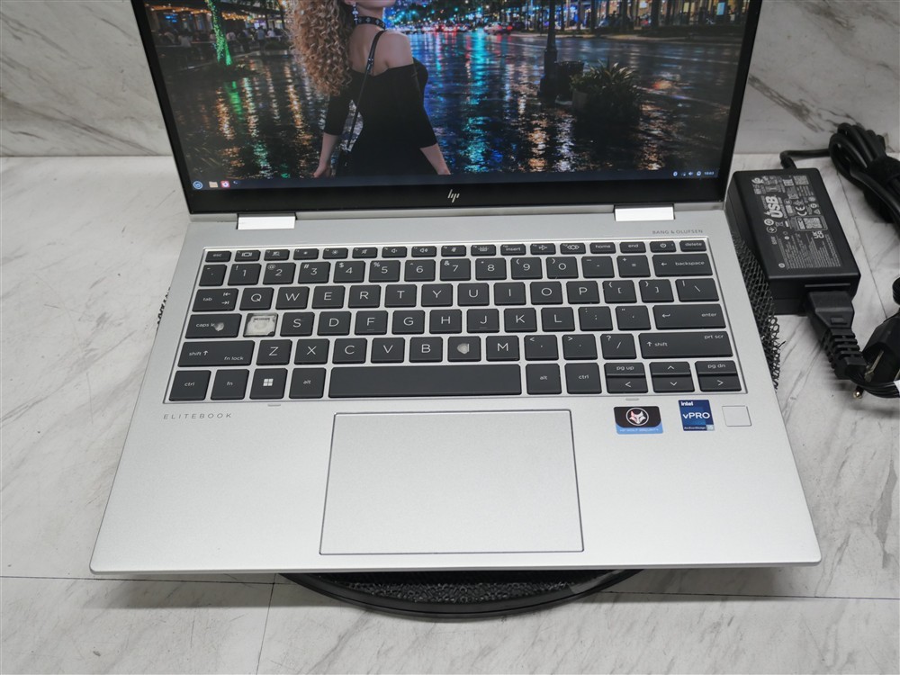 HP Elite x360 830 G9 i5-1245U 16GB 13.3″ FHD Touch 2-in-1 Tested w/ Battery!