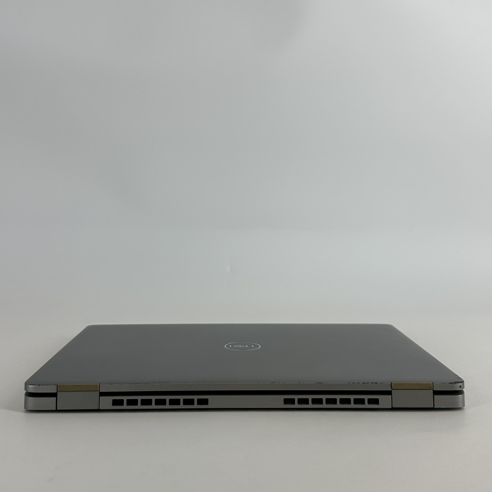 Dell Latitude 5320 13.3 2021 Gray FHD i5-1145G7 2.60GHz 16GB 512GB SSD Good